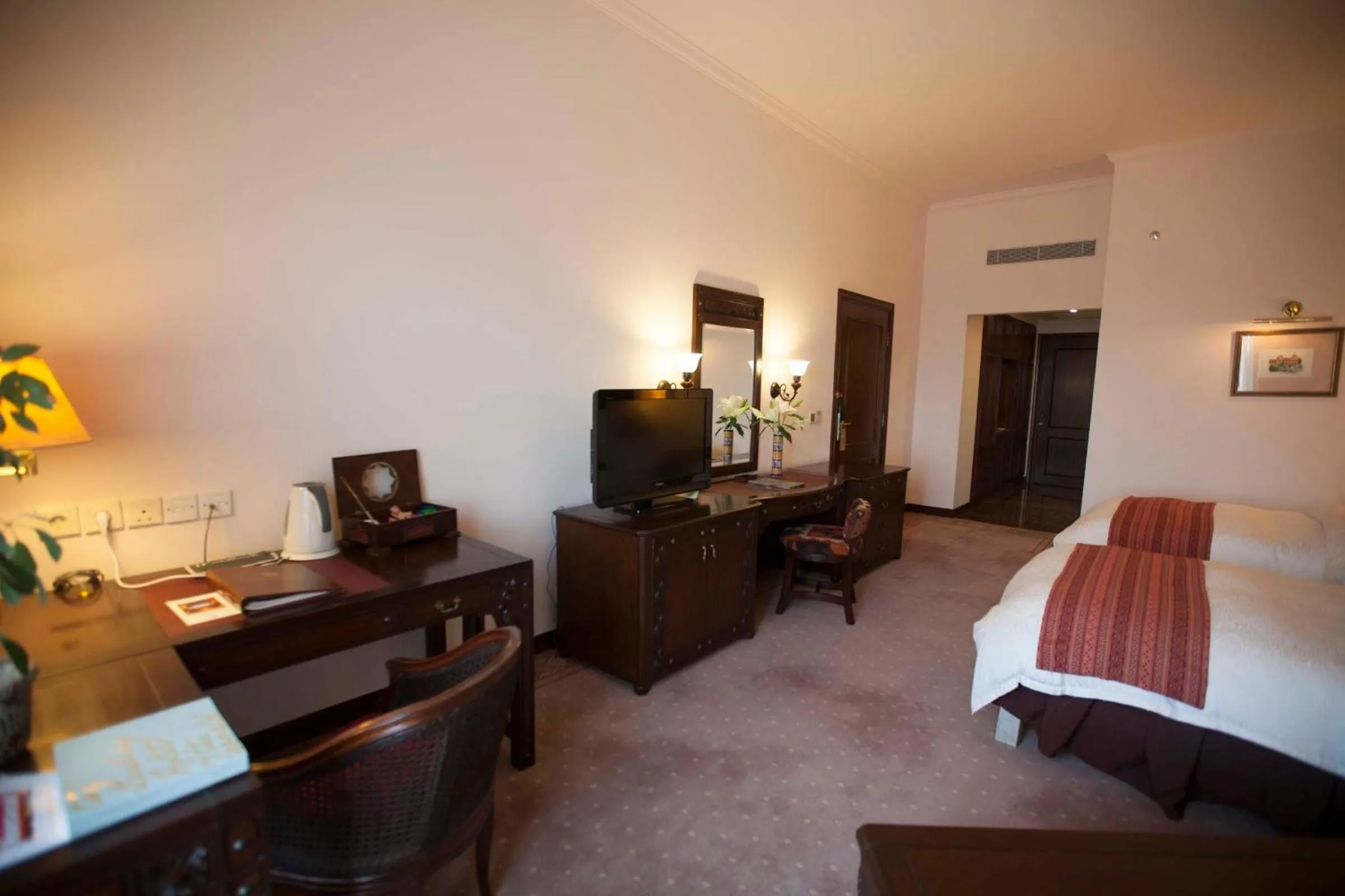 Other, Bed in Islamabad Serena Hotel