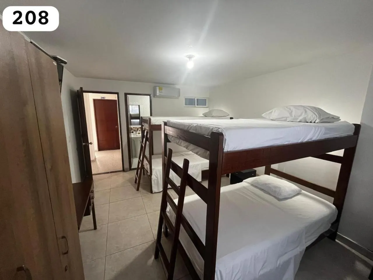 Bed in HIDALGO HOTEL