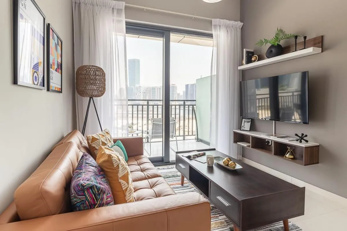 Living room in Frank Porter - Zada Tower