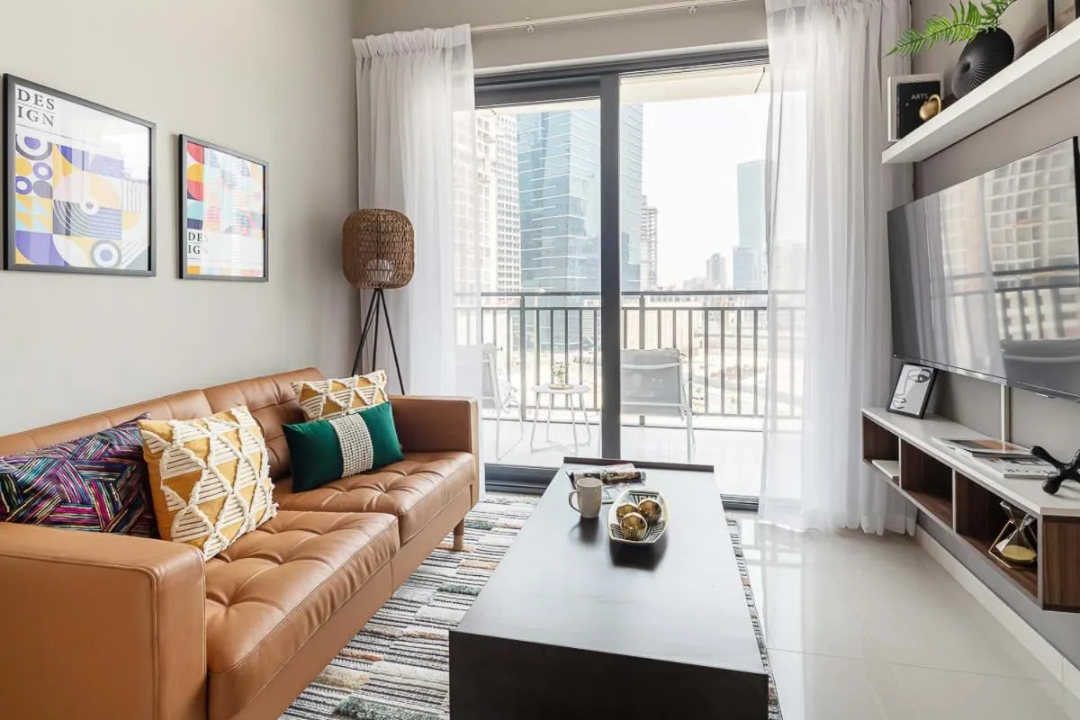 Frank Porter - Zada Tower