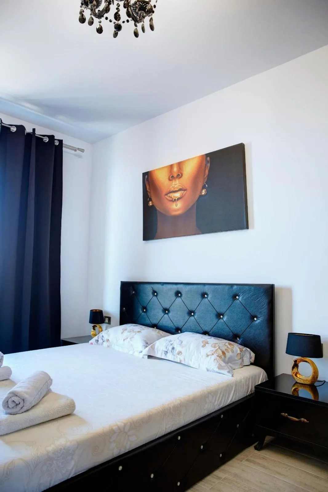 Bed in Aparthotel Ella Mamaia