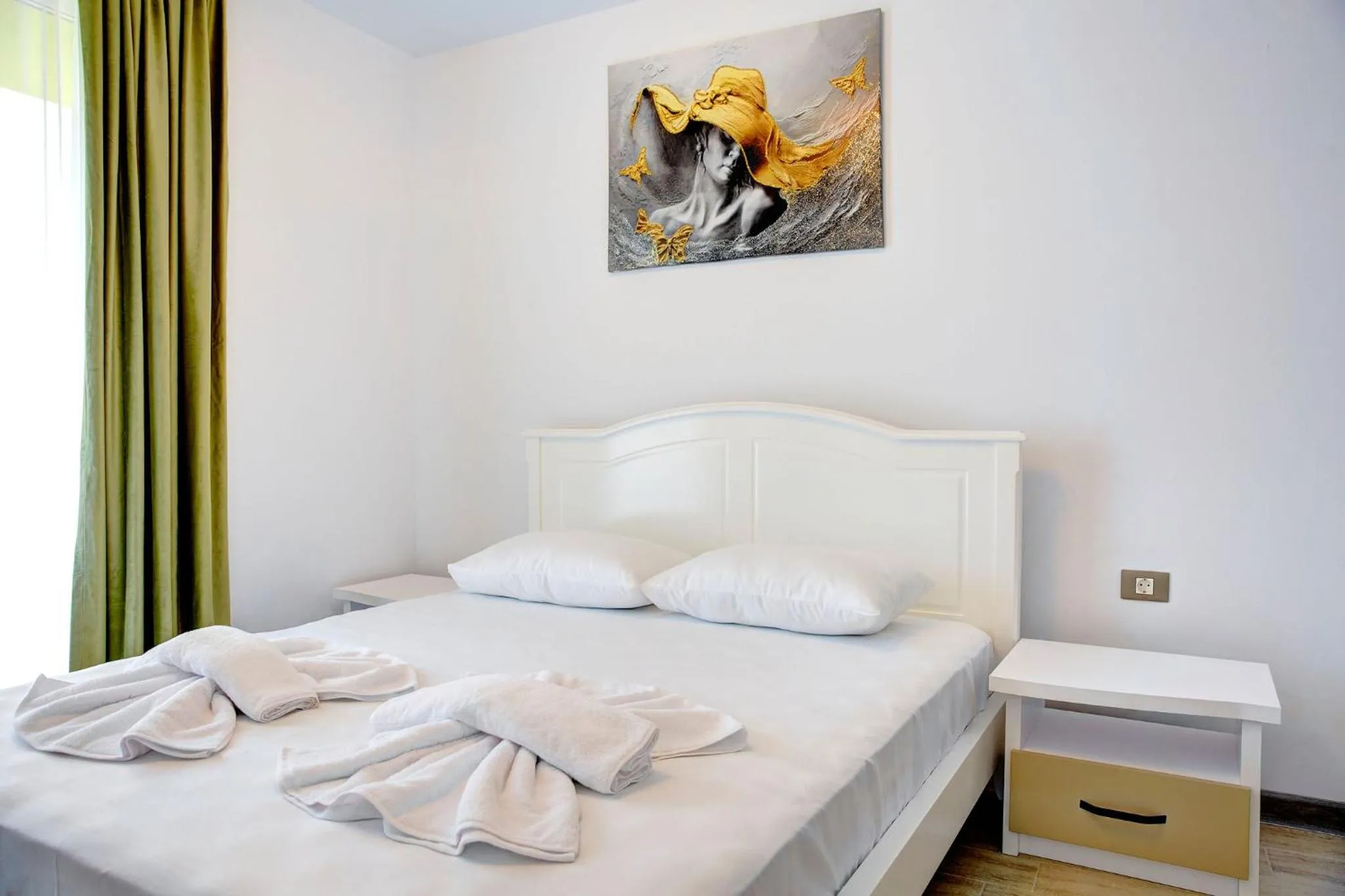 Bedroom, Bed in Aparthotel Ella Mamaia