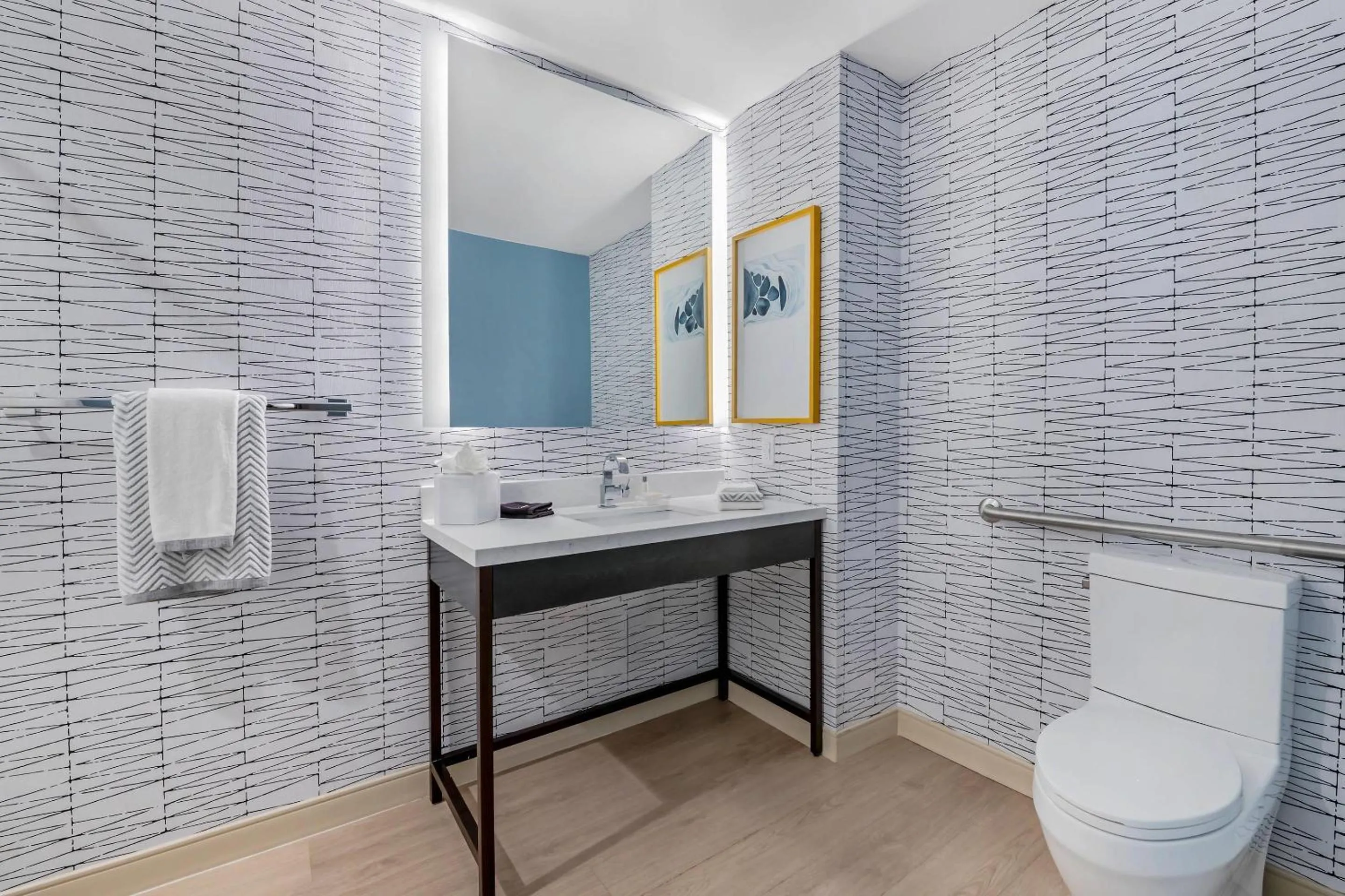 Bedroom in Cambria Hotel Austin Downtown