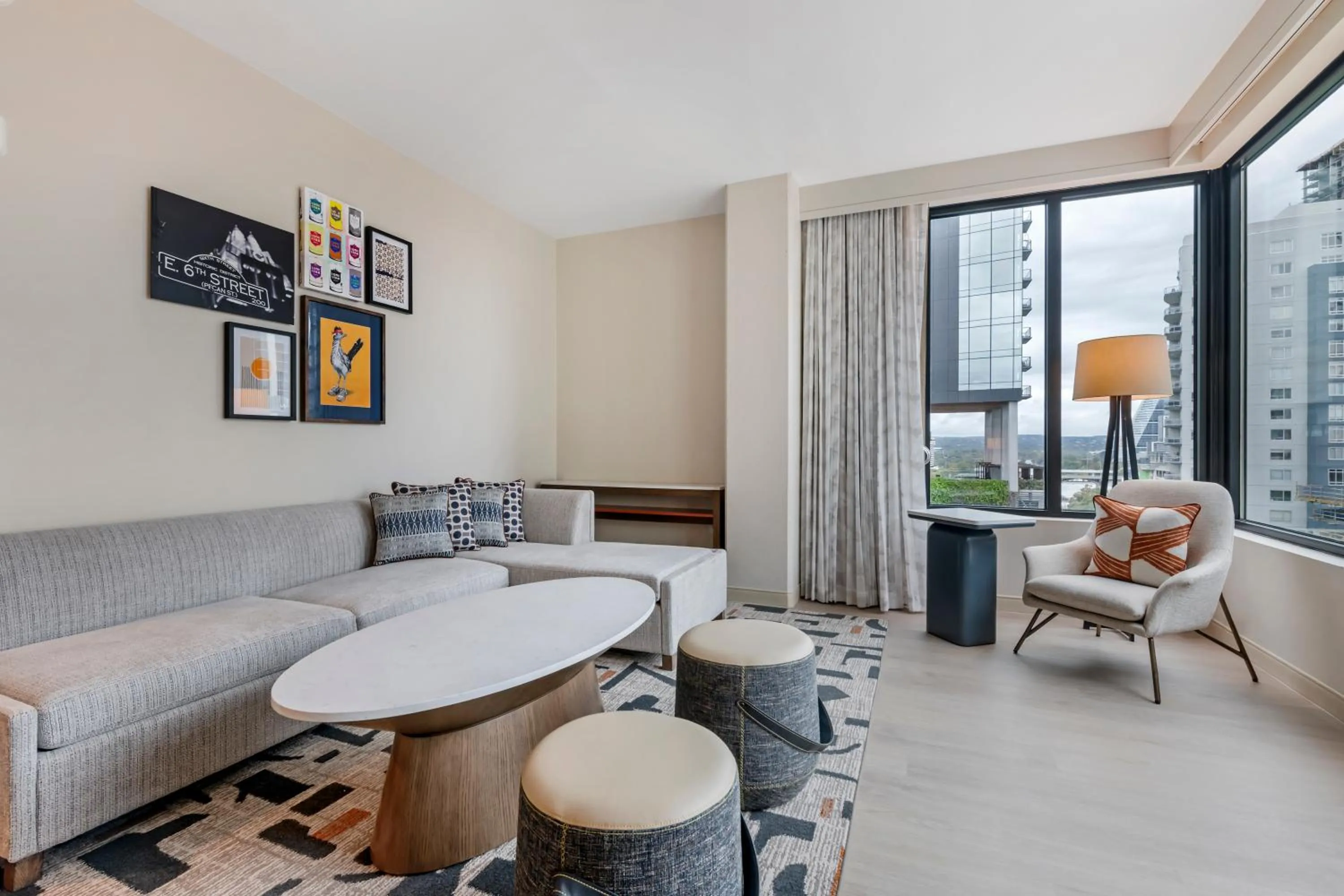 Living room in Cambria Hotel Austin Downtown