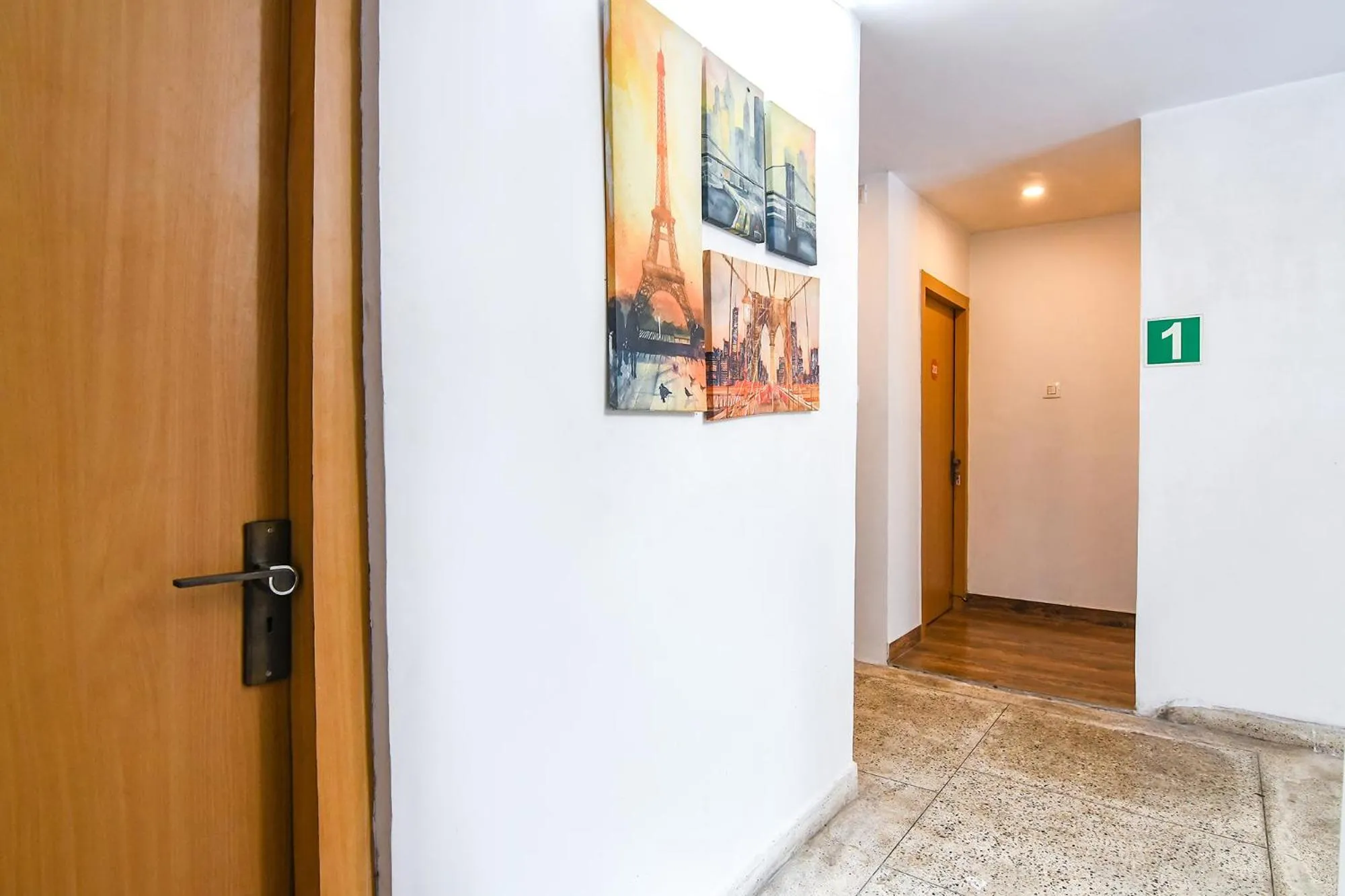 Lobby or reception in FabHotel Globe Express - Nr Ruby Hospital