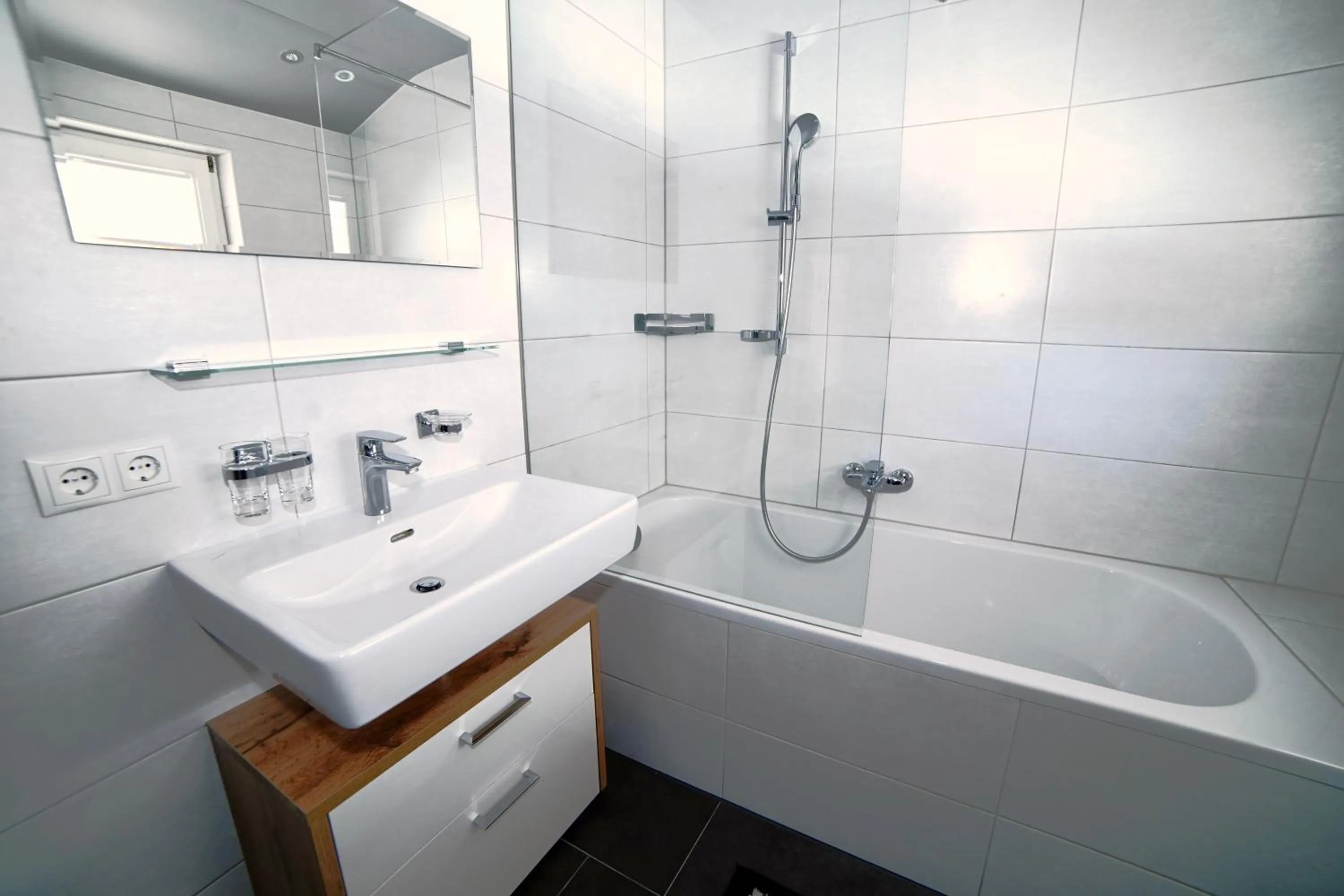 Shower in Apartment Krabacher