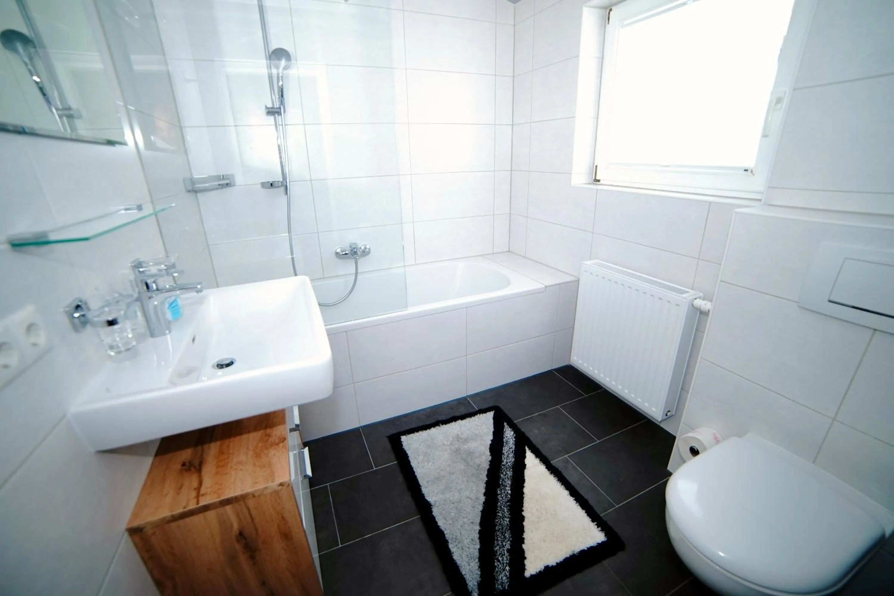 Shower in Apartment Krabacher
