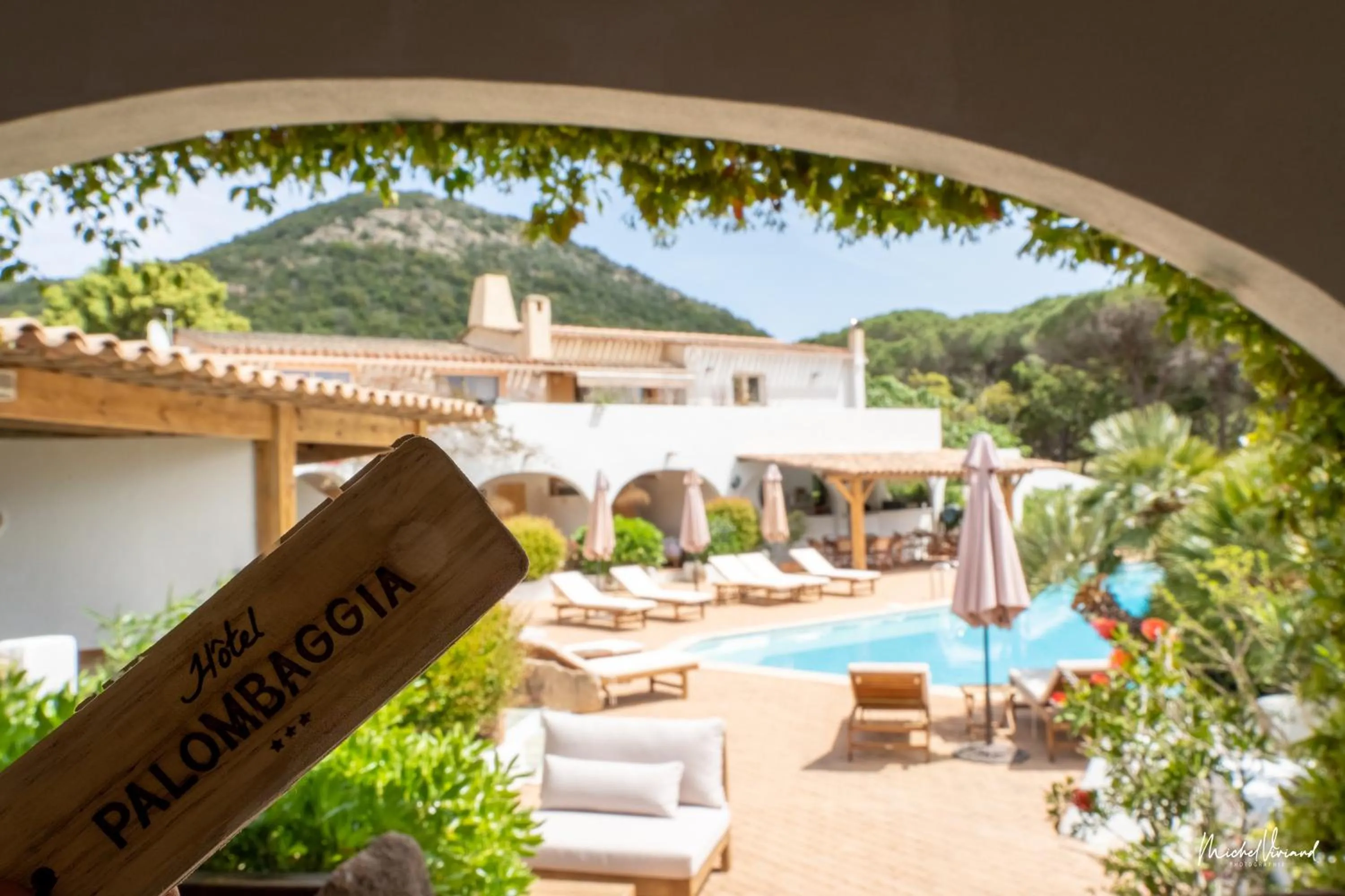 Patio in Hôtel Palombaggia