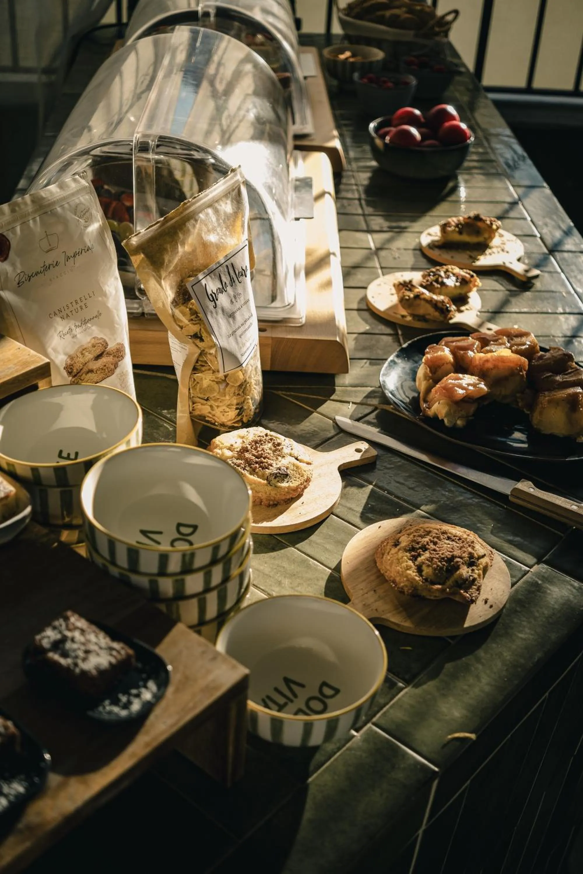 Buffet breakfast in Hôtel Palombaggia