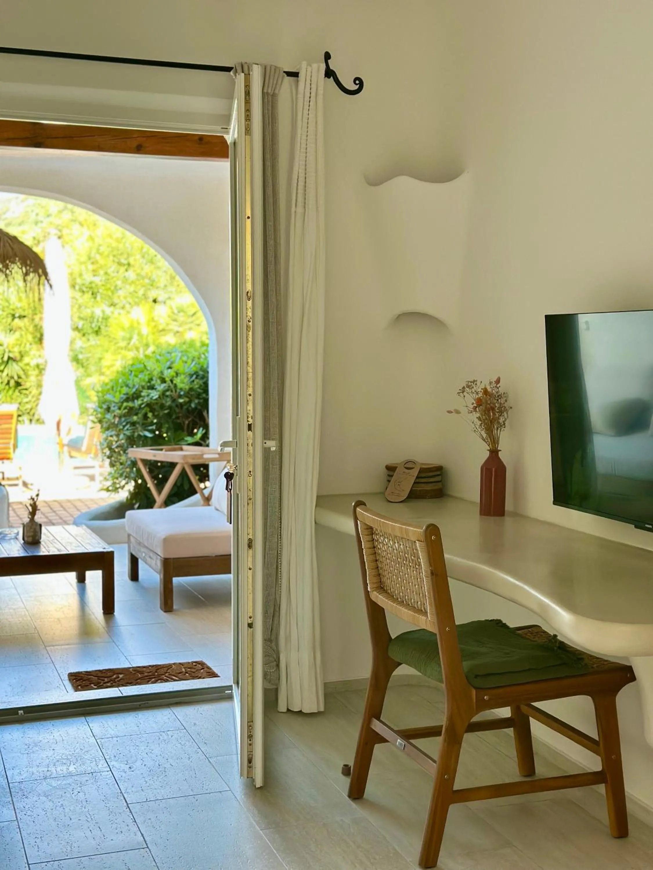 Seating area in Hôtel Palombaggia