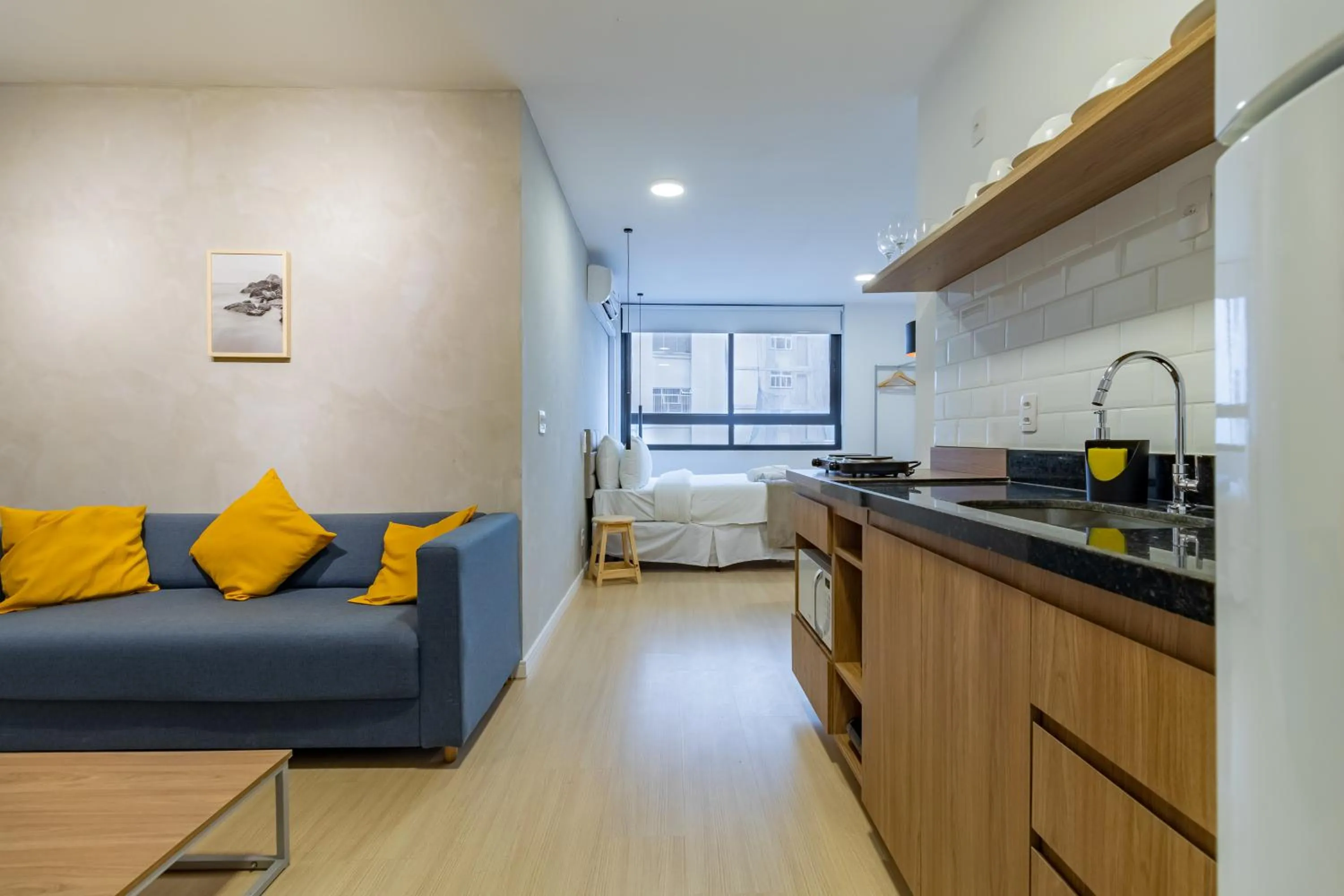 Kitchen or kitchenette in 360 Rio Santos Dumont