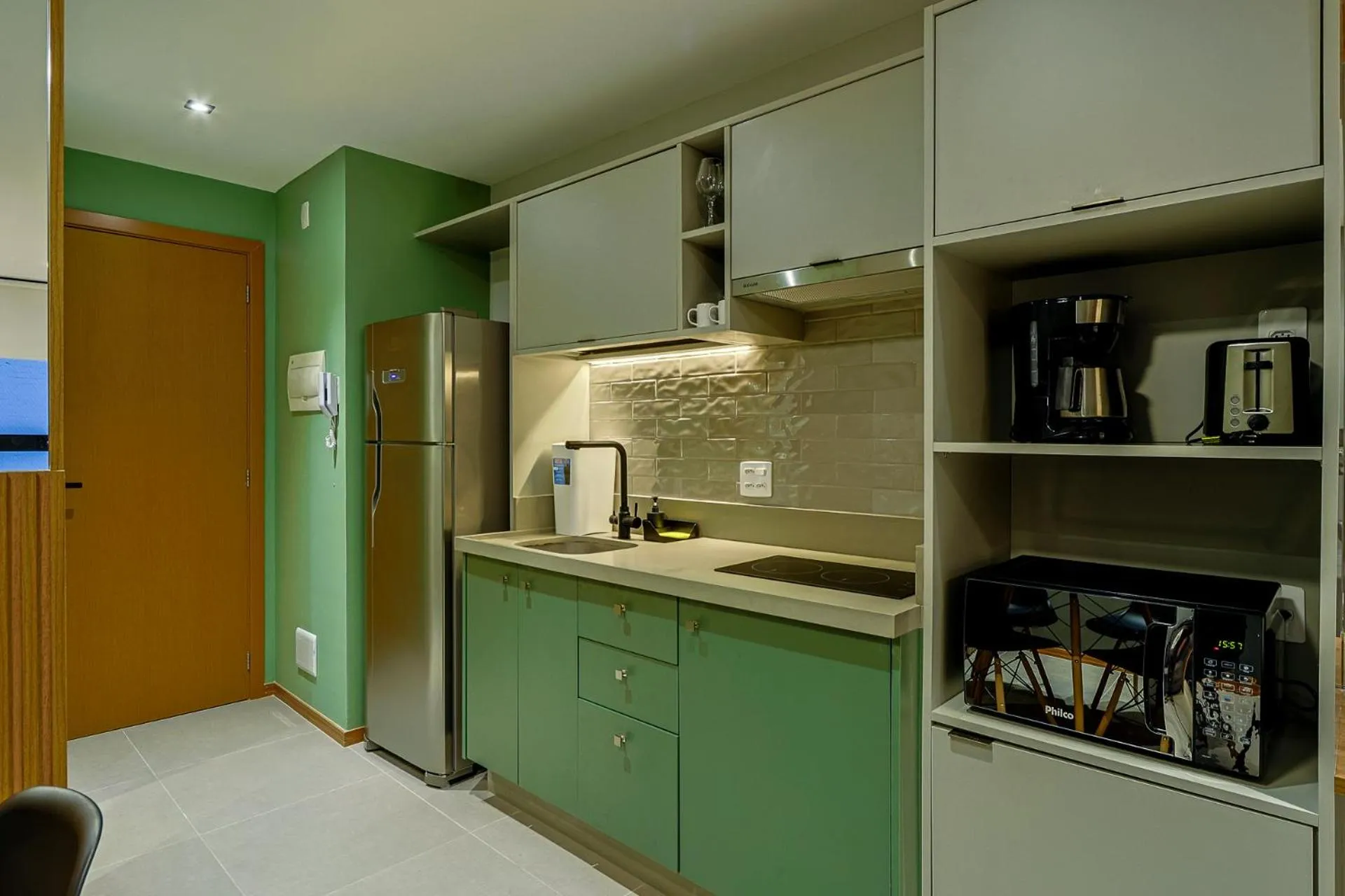 Kitchen or kitchenette in 360 Rio Santos Dumont