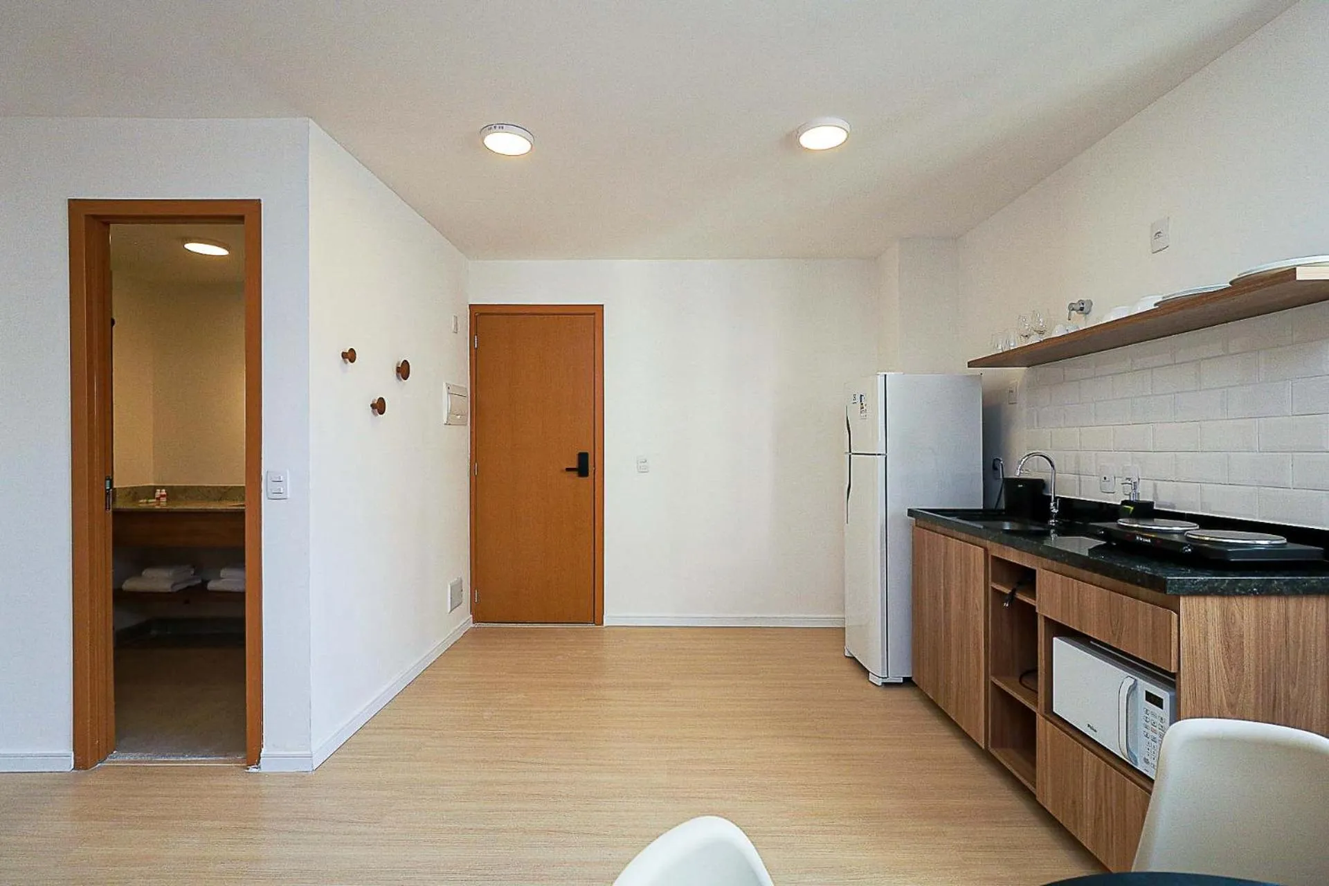 Kitchen or kitchenette in 360 Rio Santos Dumont