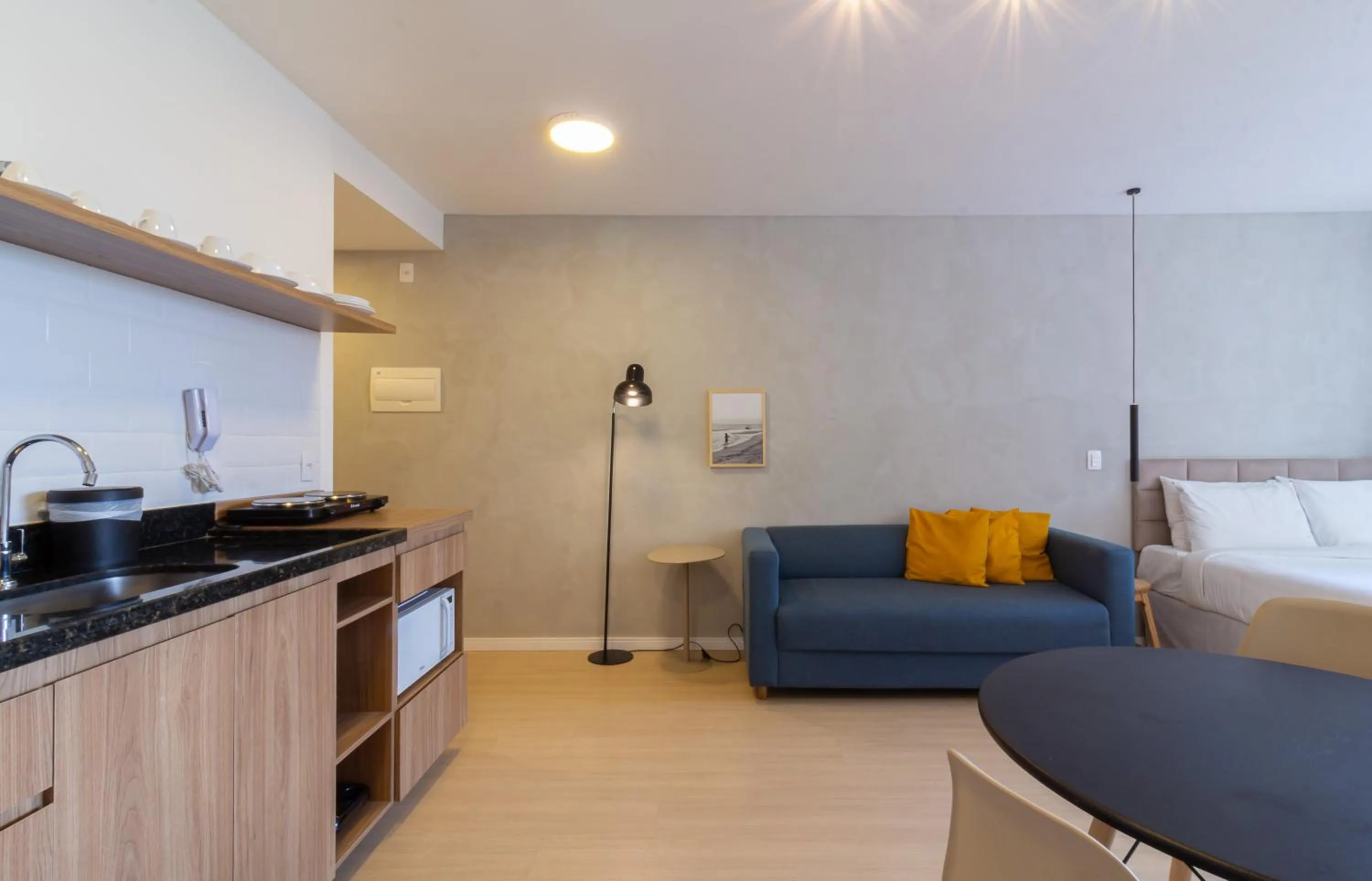 Seating area, Bed in 360 Rio Santos Dumont