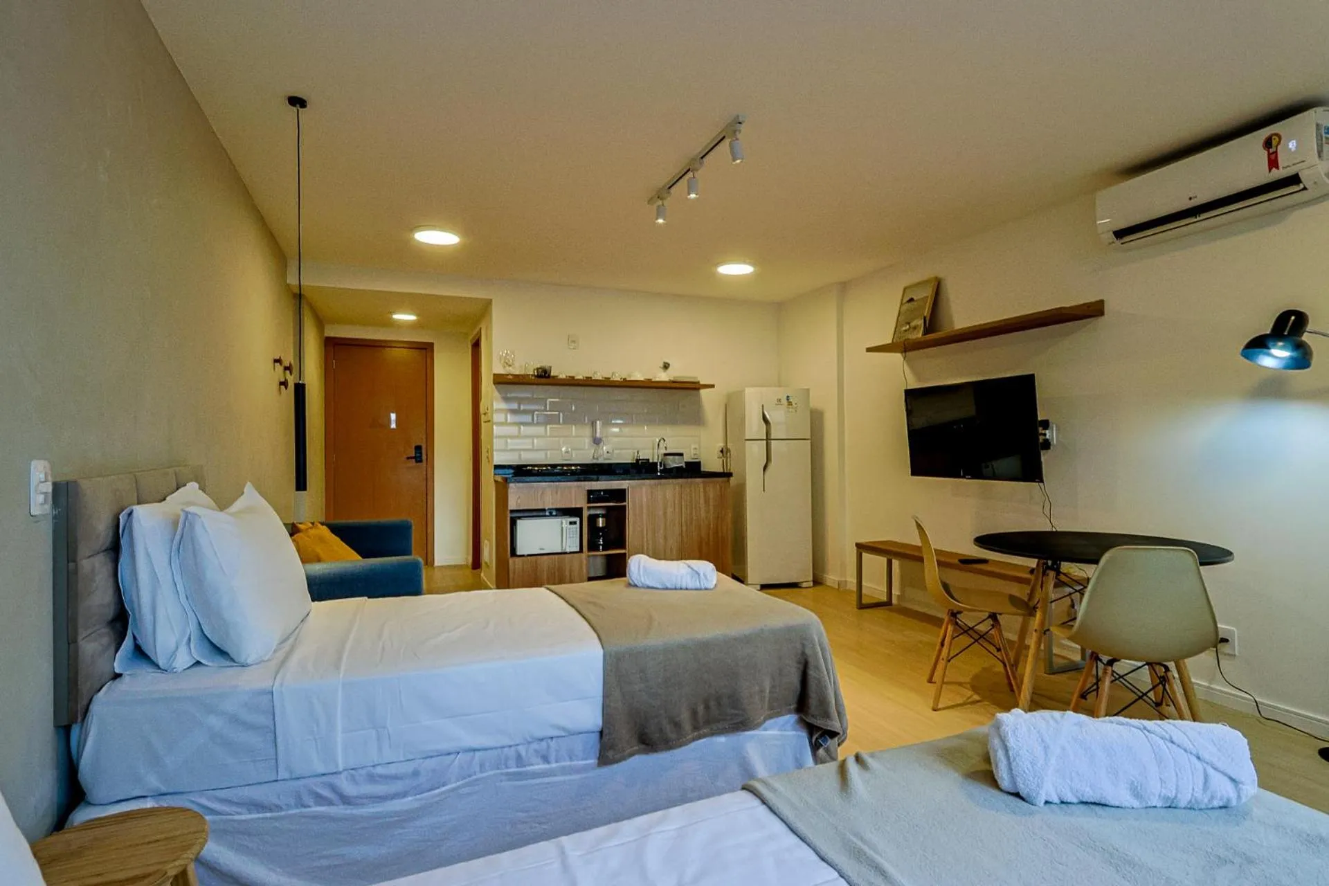 TV and multimedia, Bed in 360 Rio Santos Dumont