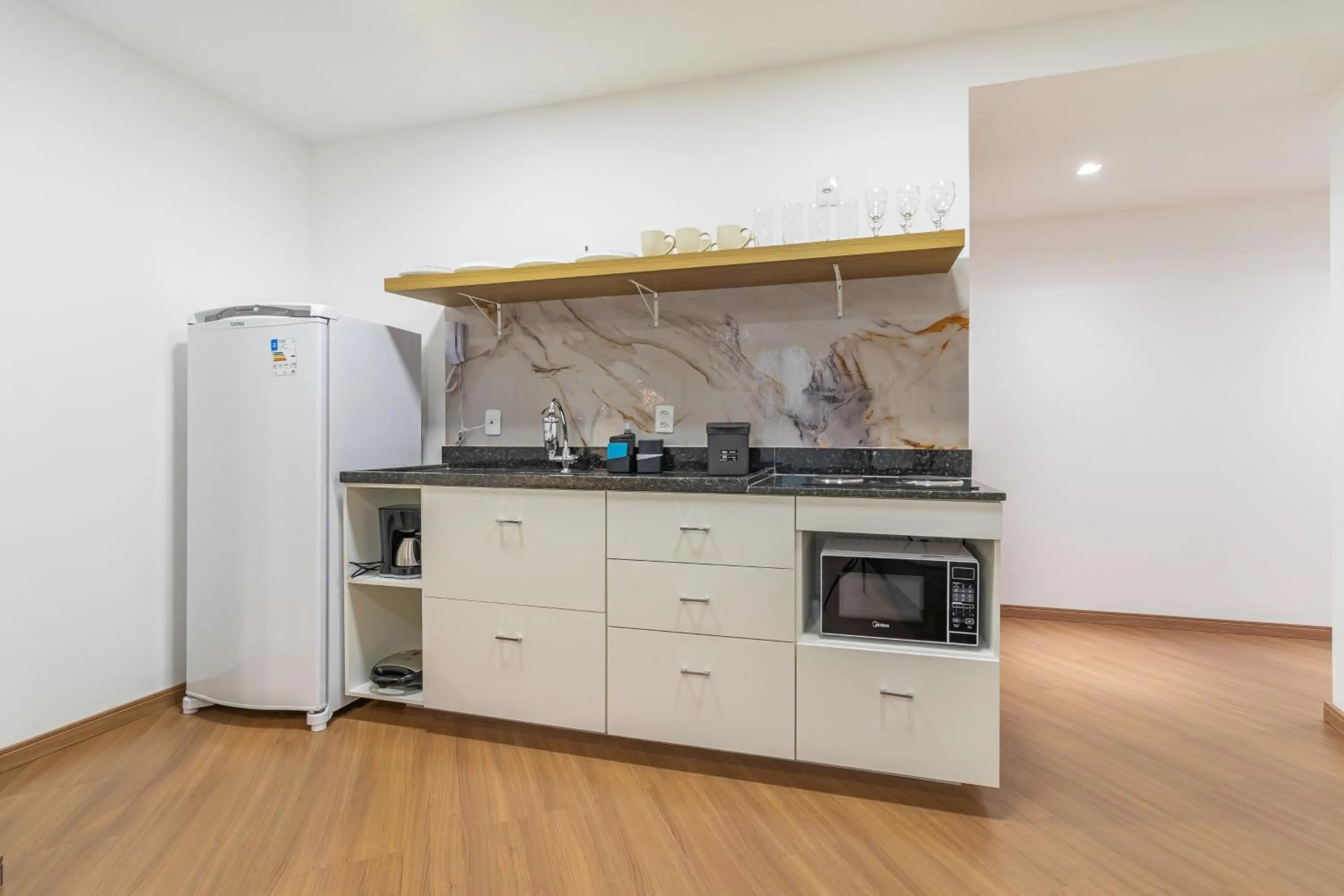 Kitchen or kitchenette in 360 Rio Santos Dumont