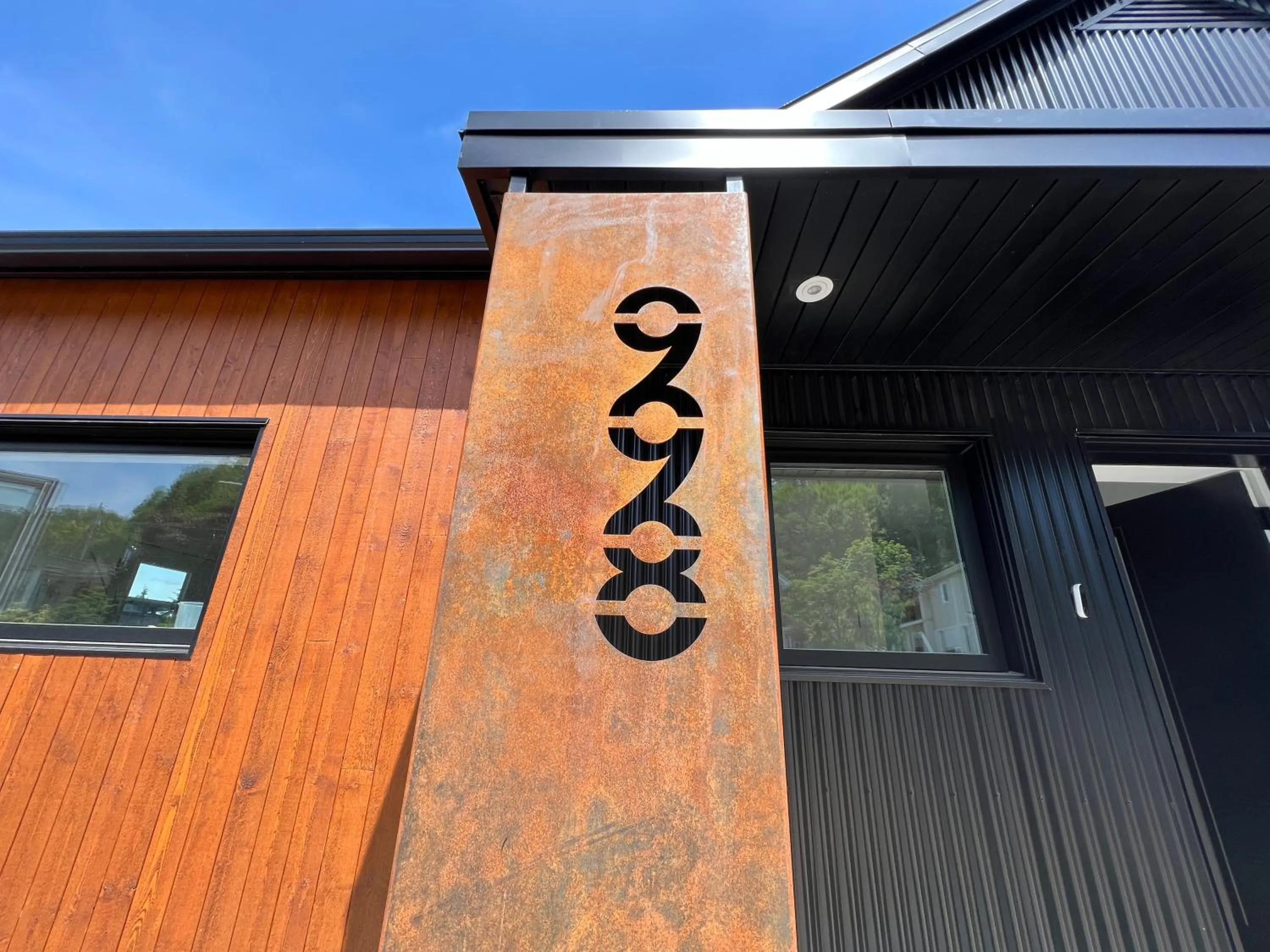 Facade/entrance in Magical Loft : Breathtaking View & Cozy Fireplace