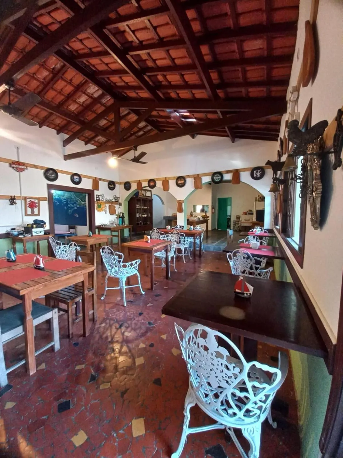 Buffet breakfast in Hotel Bem Te Vi