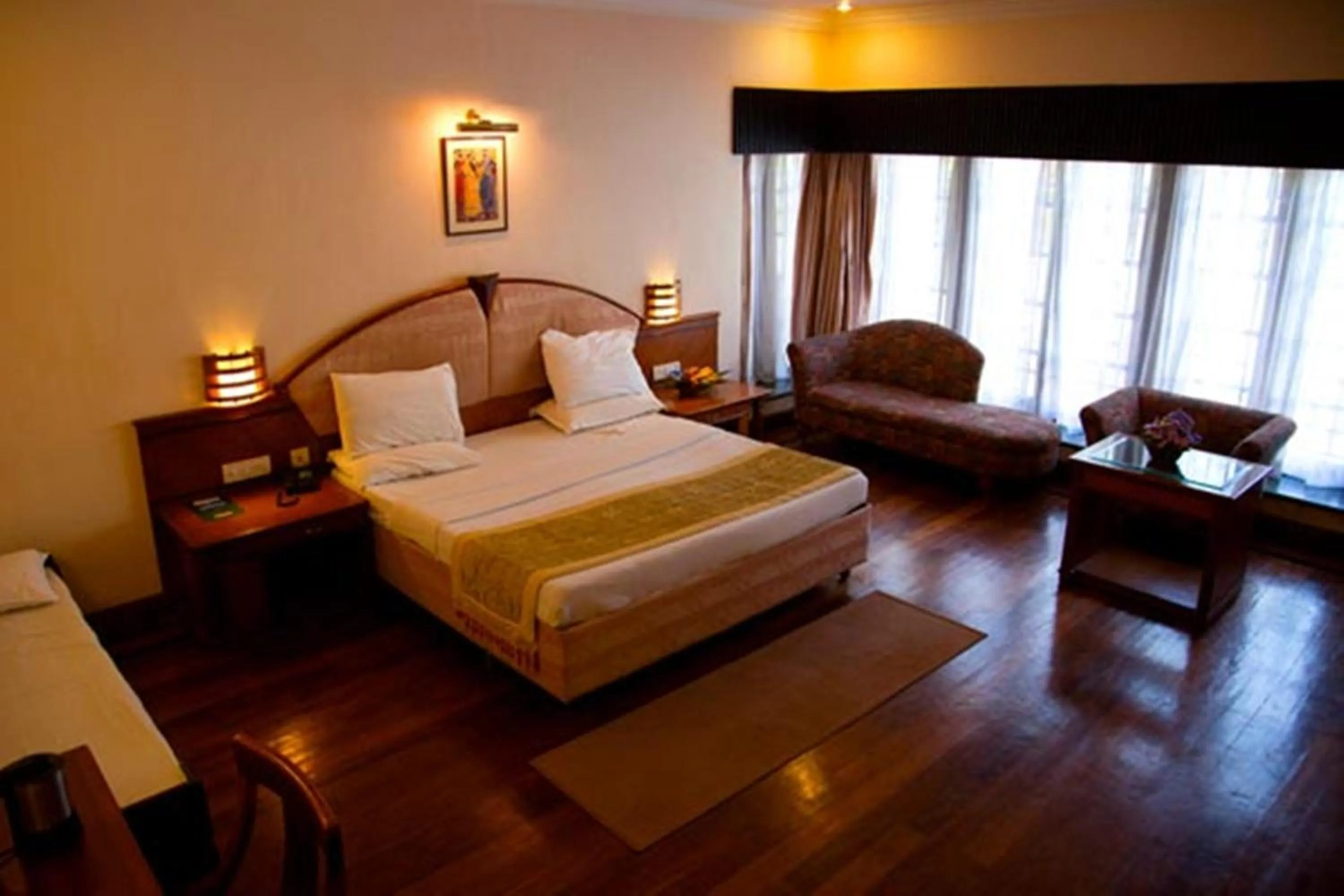 Bed in KTDC Periyar House