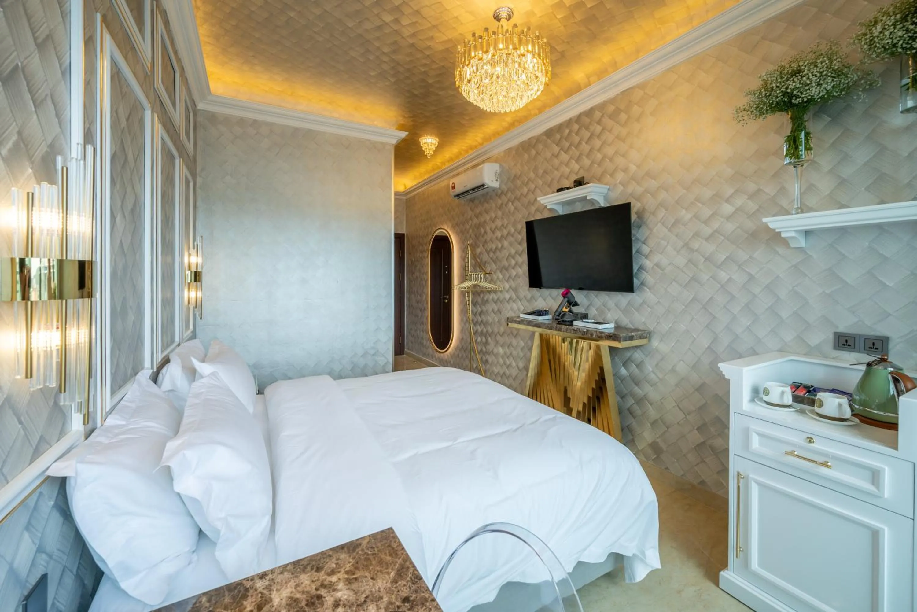 Bed in Ritz Residence, Imago Mall Loft B