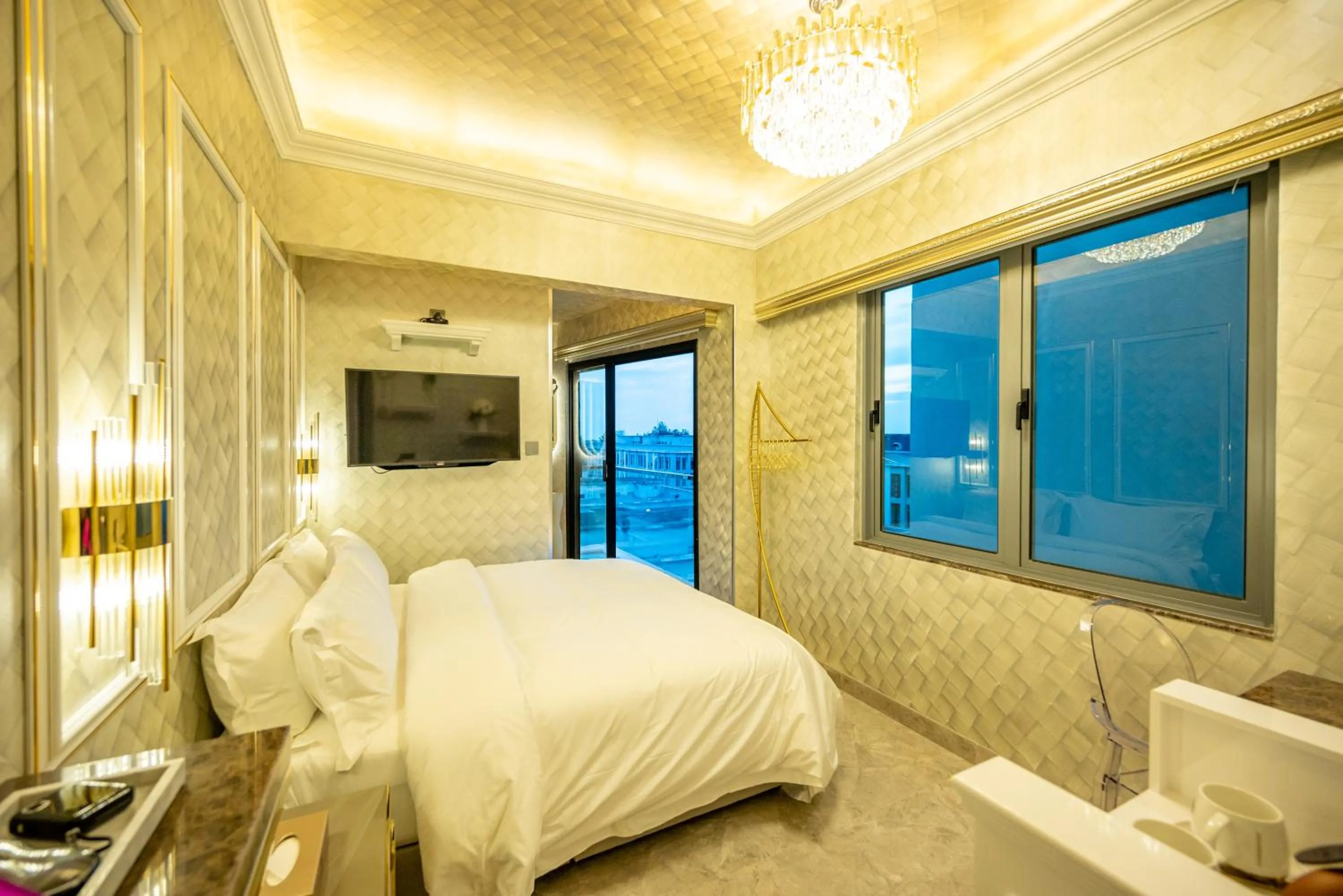 Bed in Ritz Residence, Imago Mall Loft B