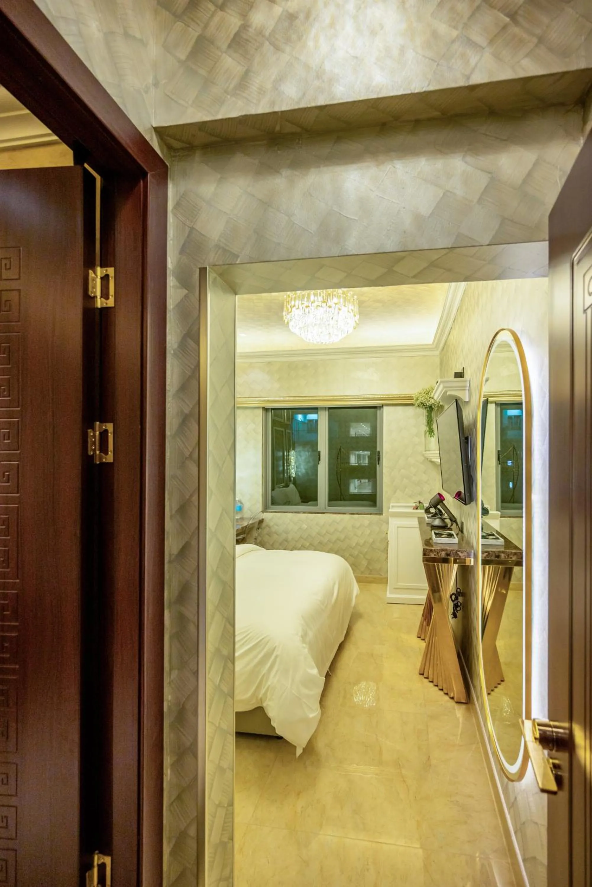 Bed in Ritz Residence, Imago Mall Loft B