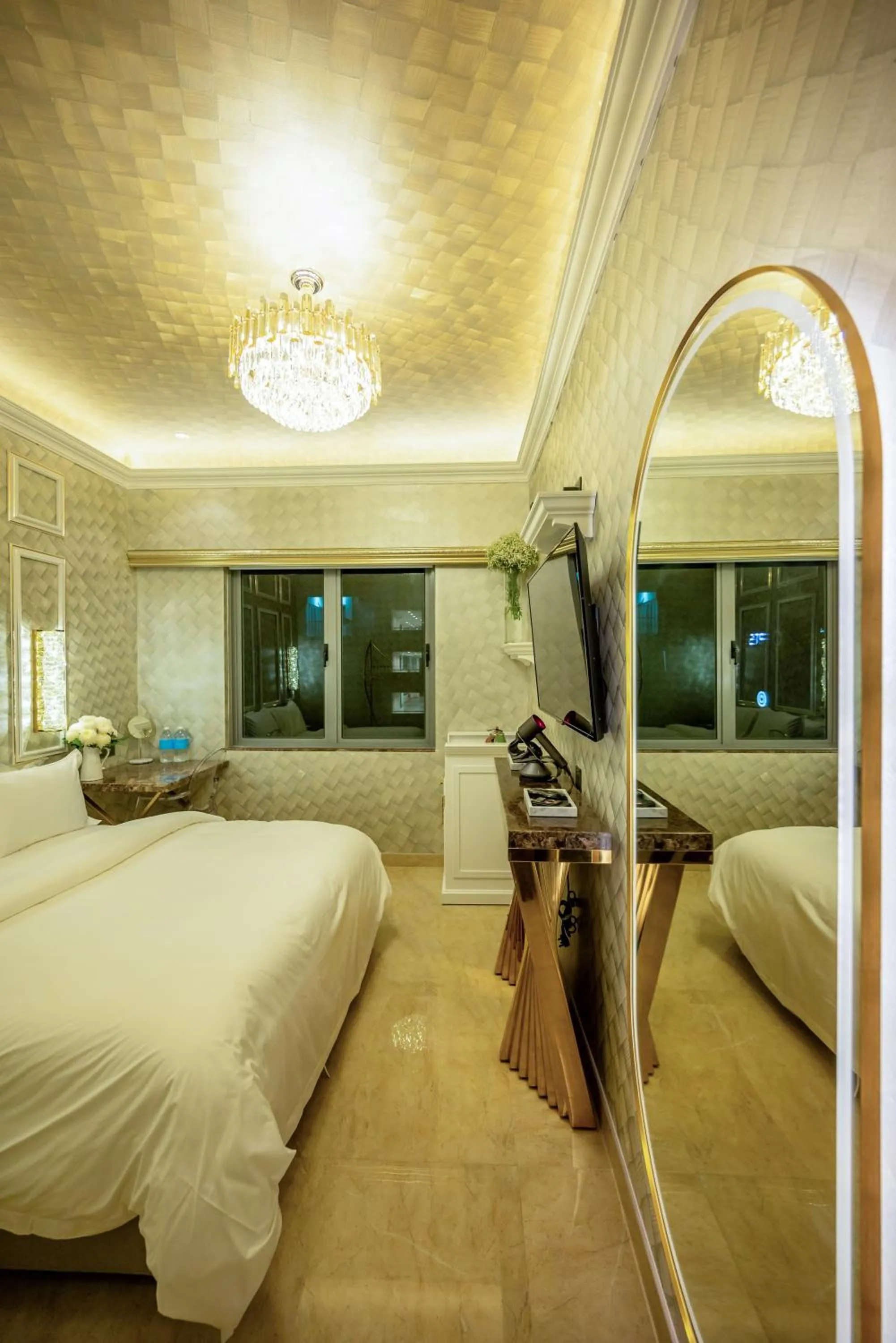 Bed in Ritz Residence, Imago Mall Loft B