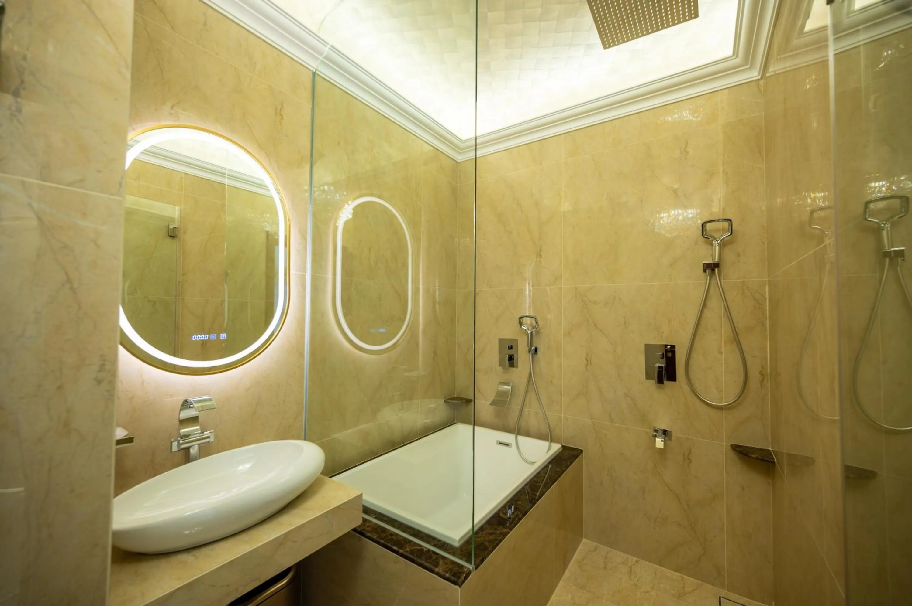 Shower in Ritz Residence, Imago Mall Loft B