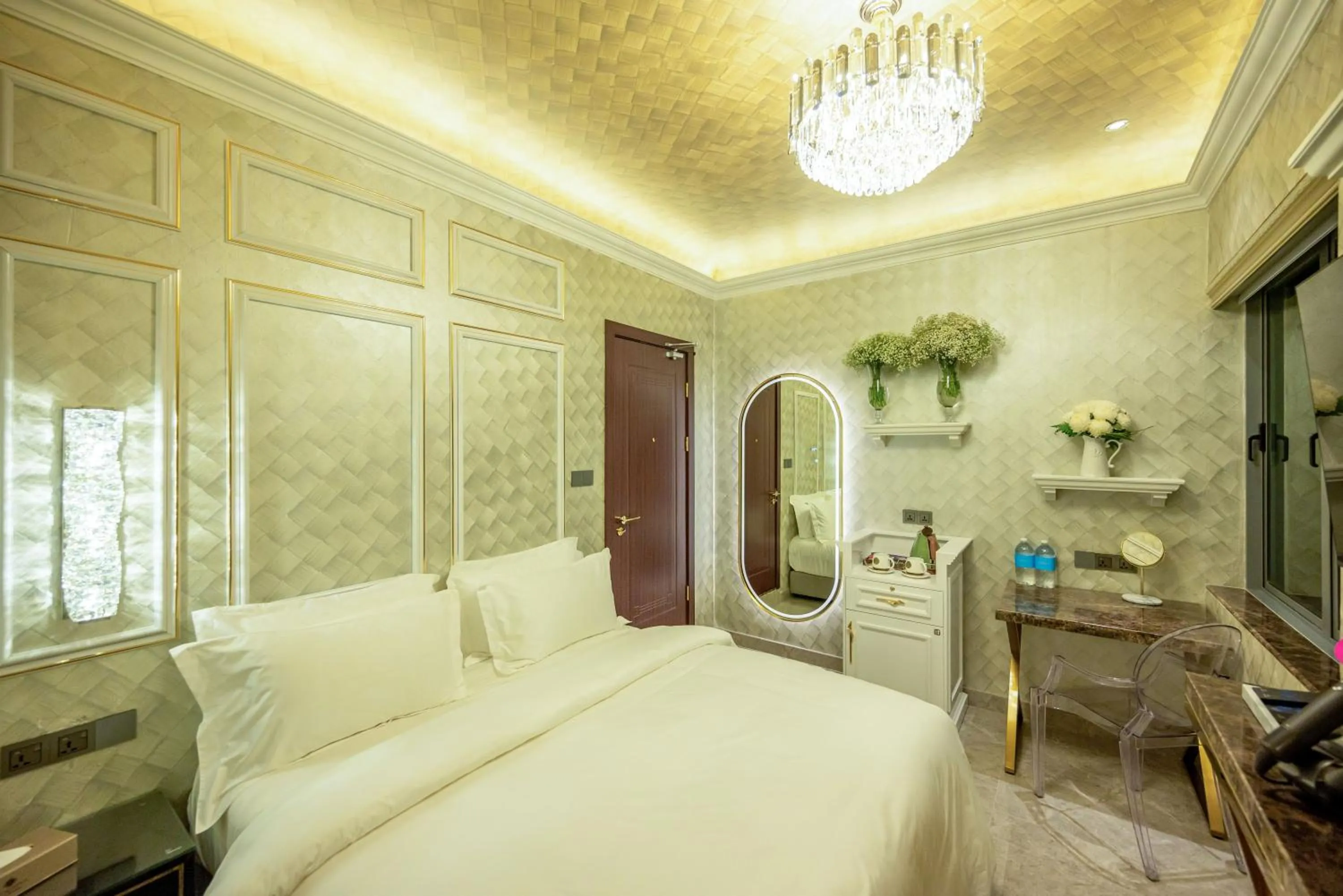 Bed in Ritz Residence, Imago Mall Loft B