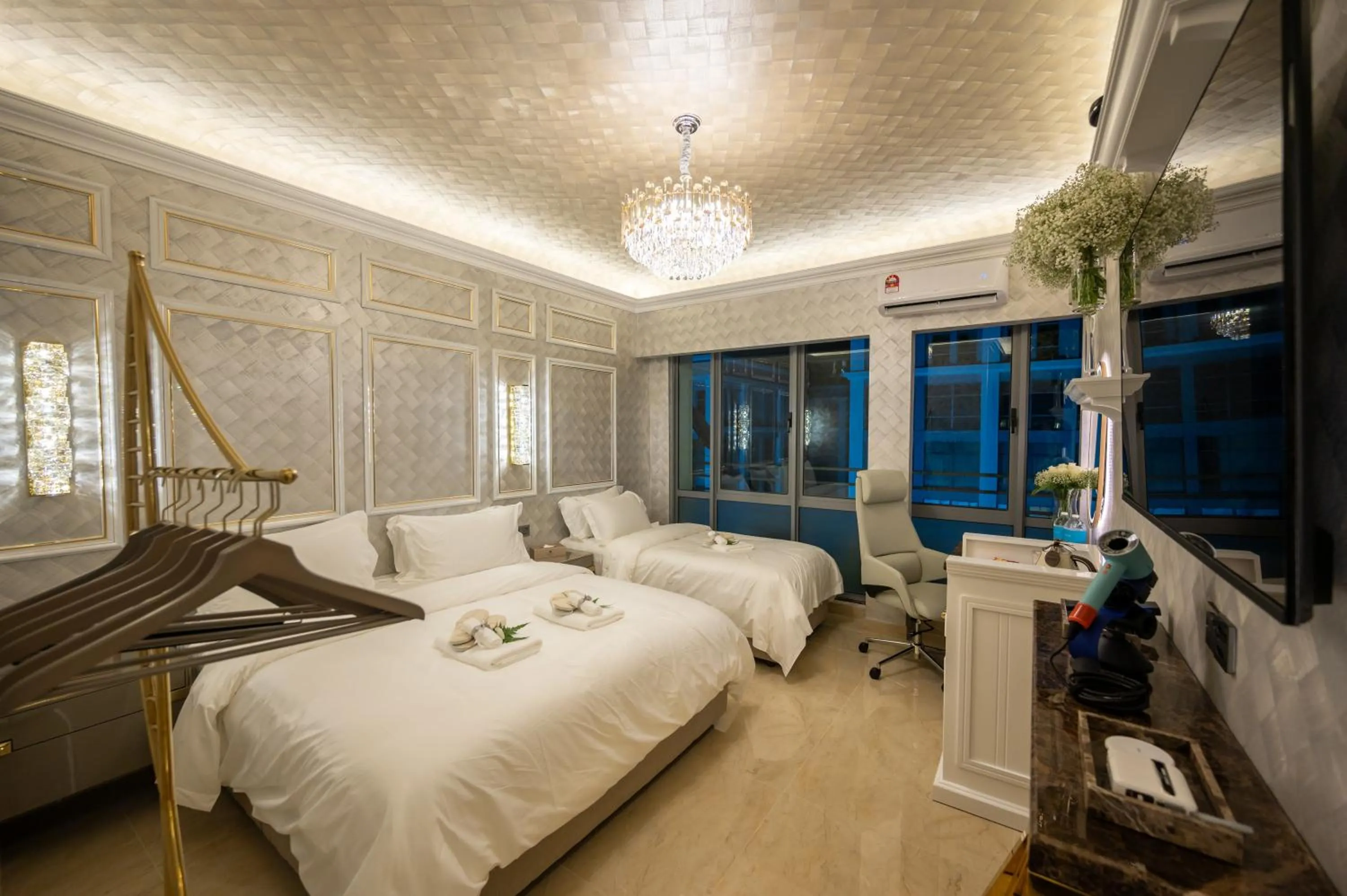 Bed in Ritz Residence, Imago Mall Loft B