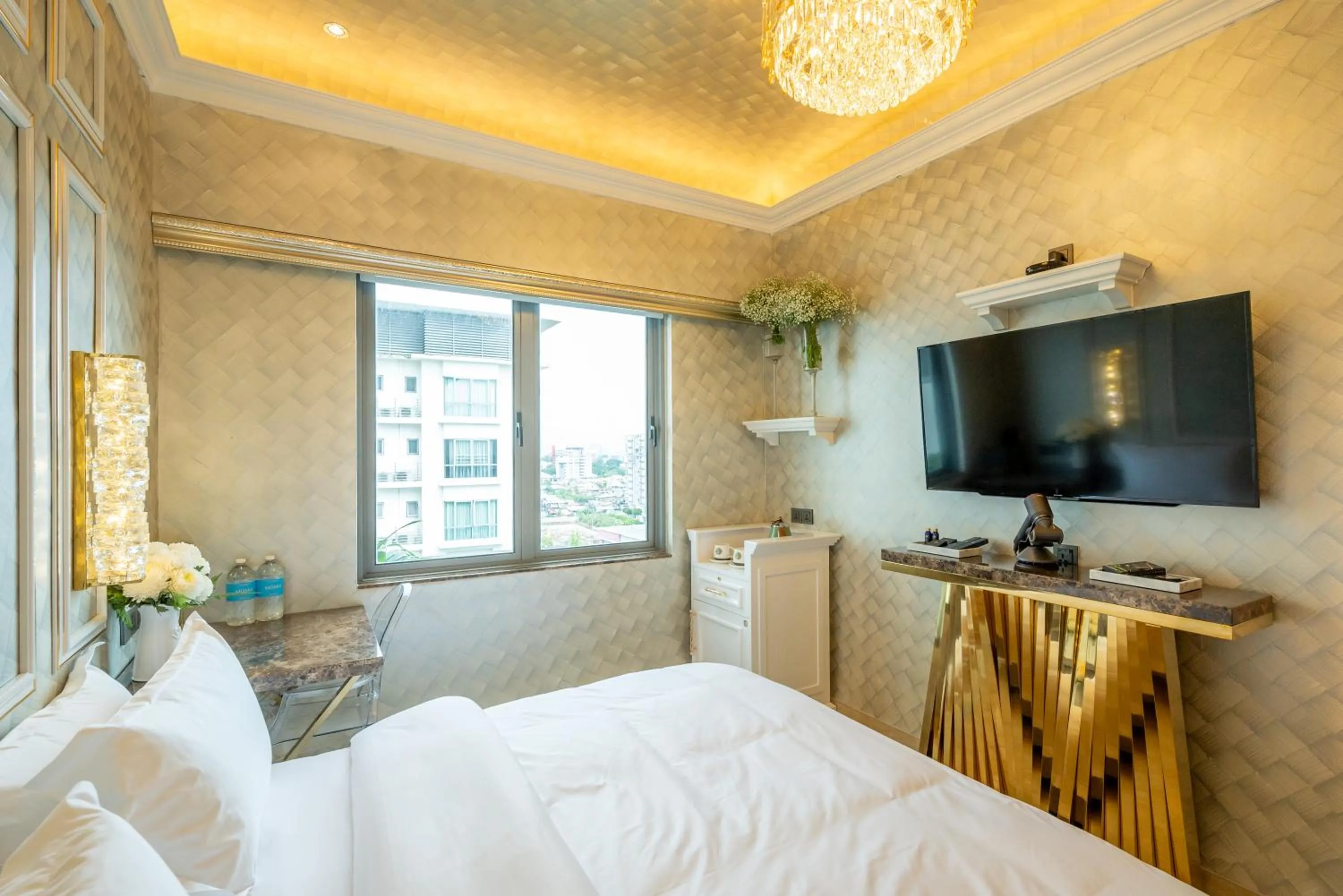 Bed in Ritz Residence, Imago Mall Loft B