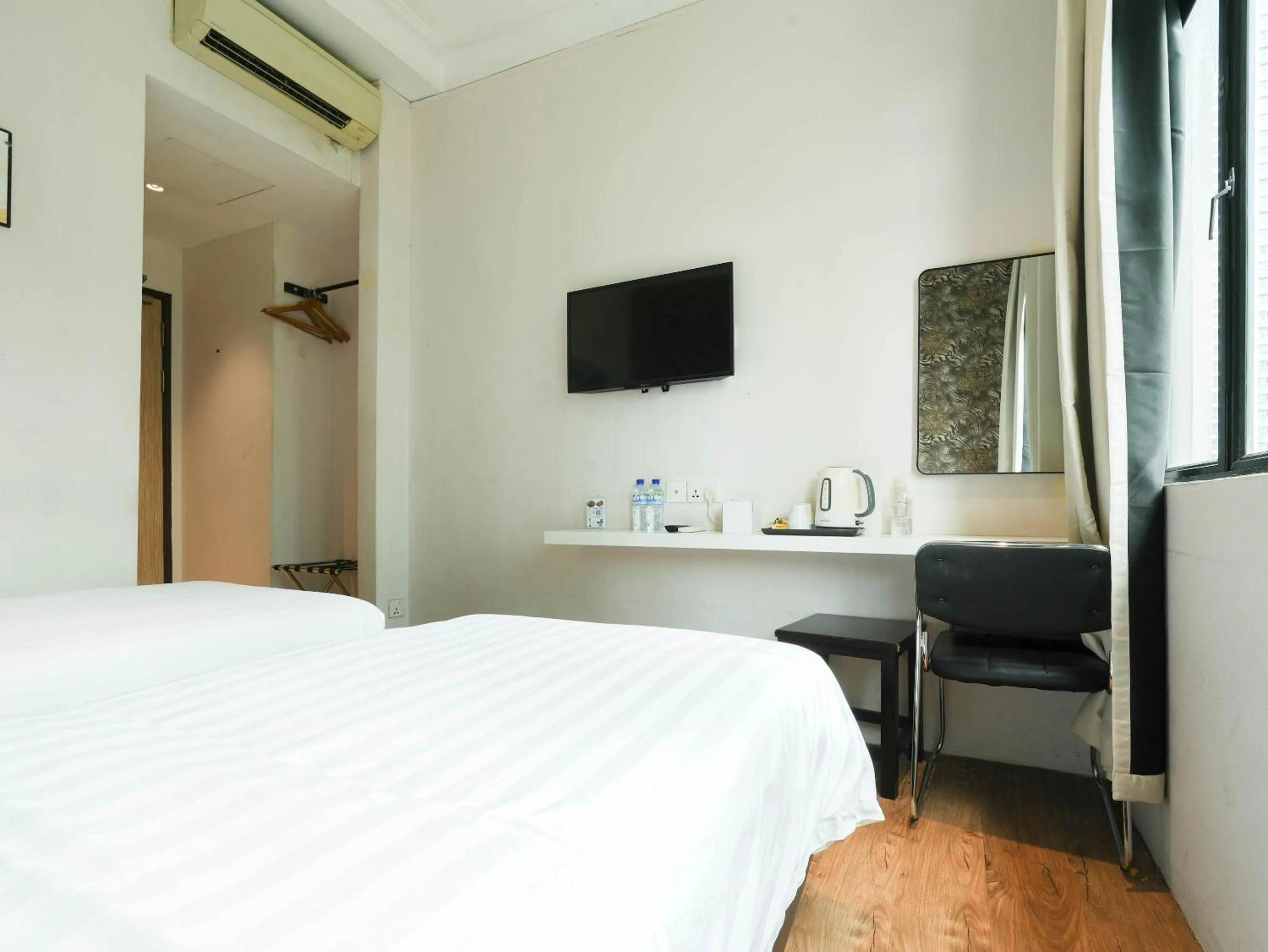 Bed in The Noble Hotel