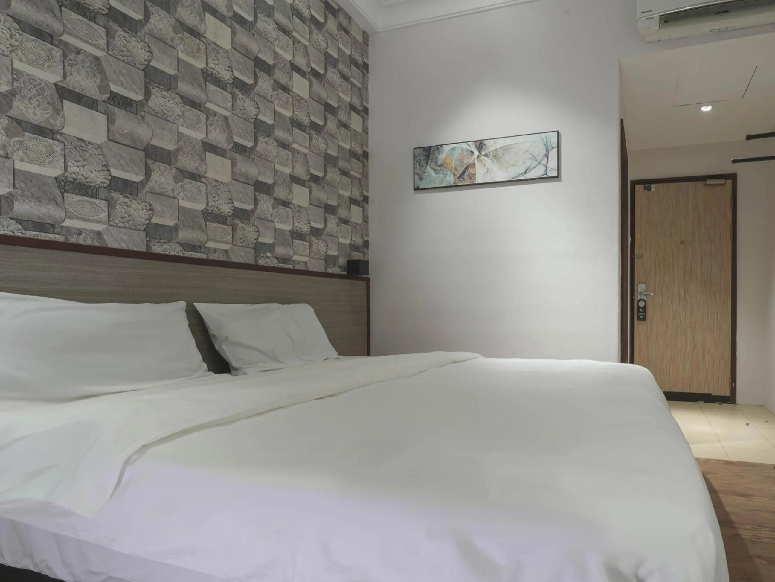 Bed in The Noble Hotel