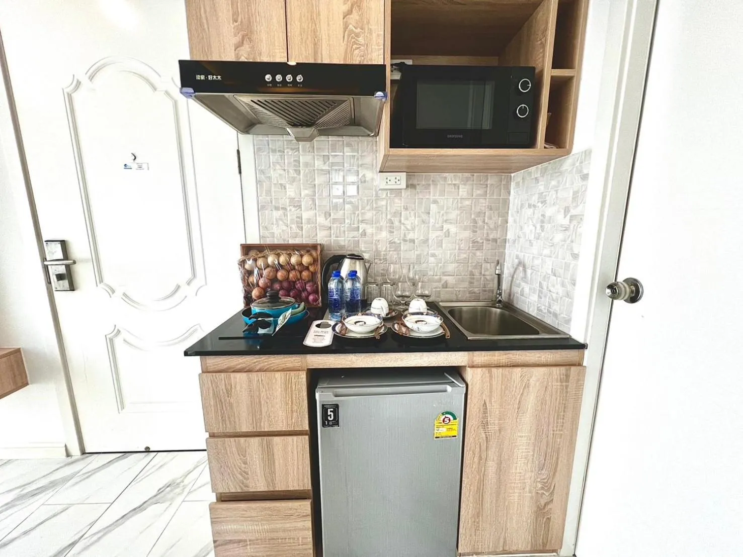 Restaurant/places to eat in D Eco Wellness Center