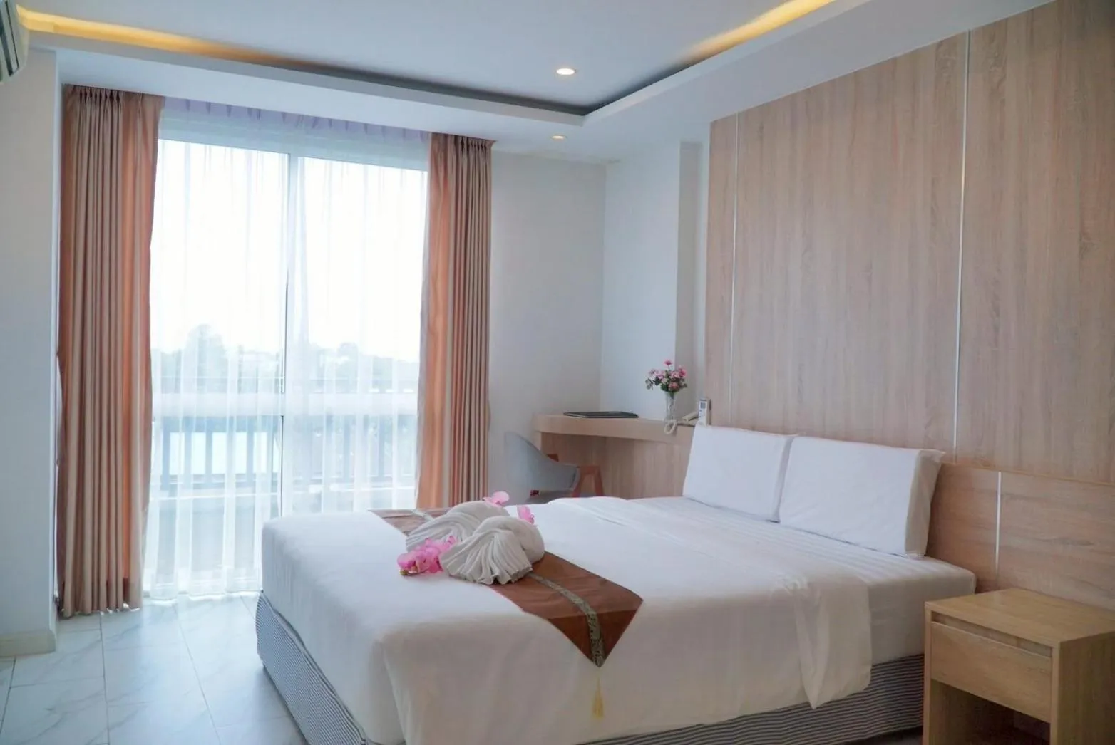 Bed in D Eco Wellness Center