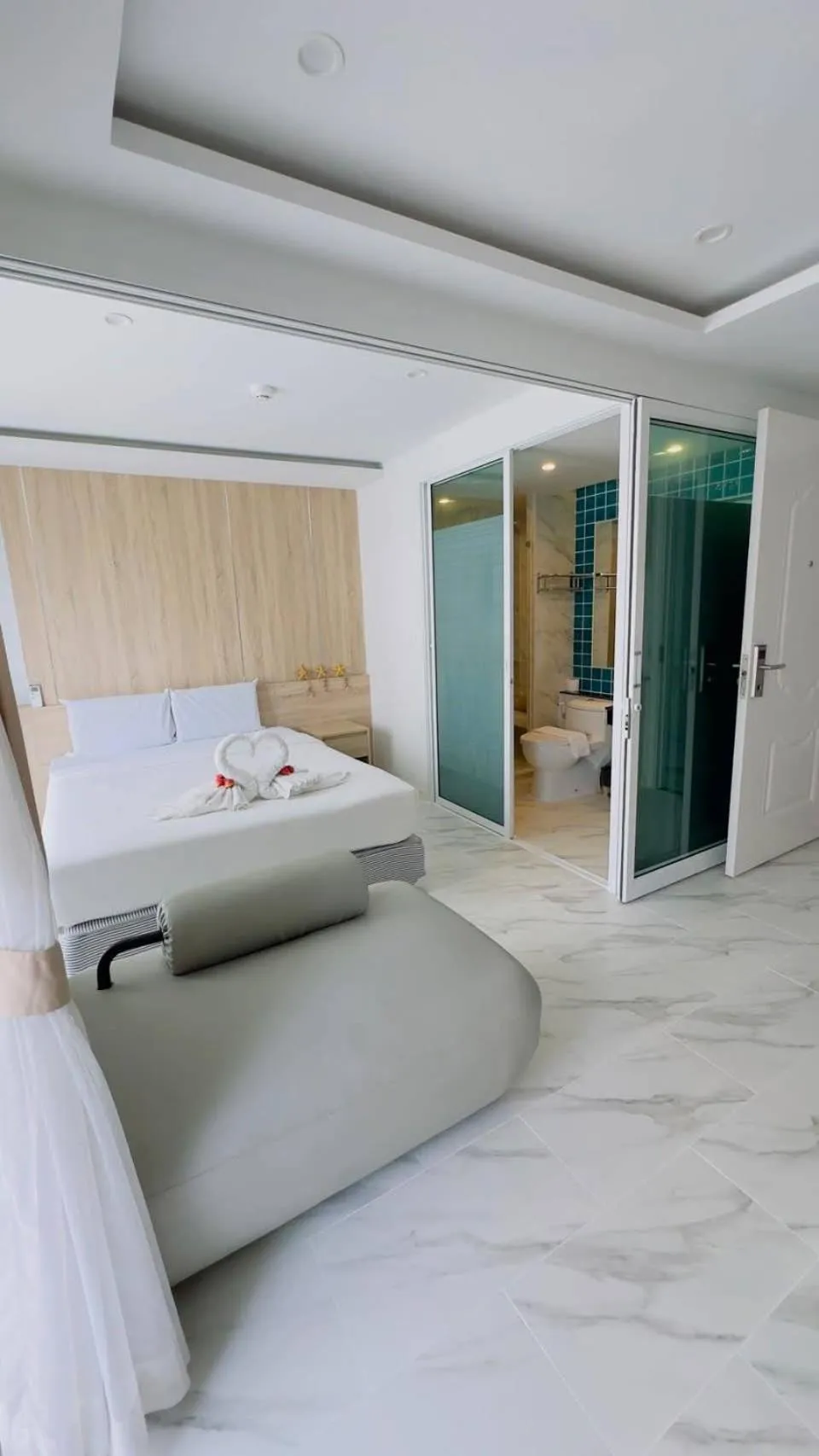 Property building, Bed in D Eco Wellness Center