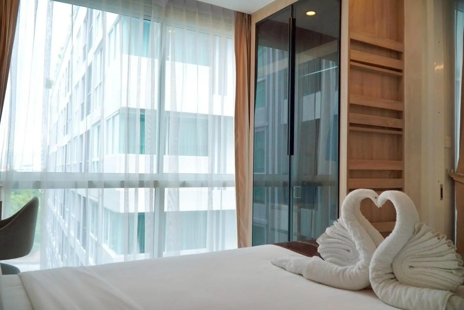 Bed in D Eco Wellness Center