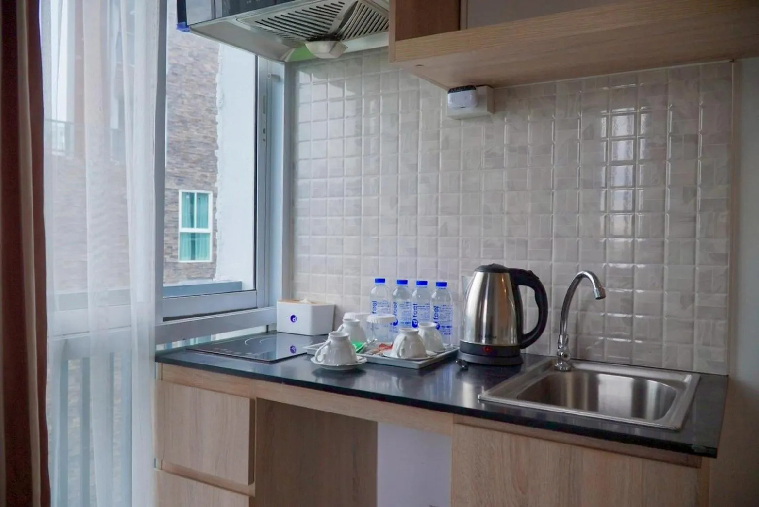 Coffee/tea facilities in D Eco Wellness Center