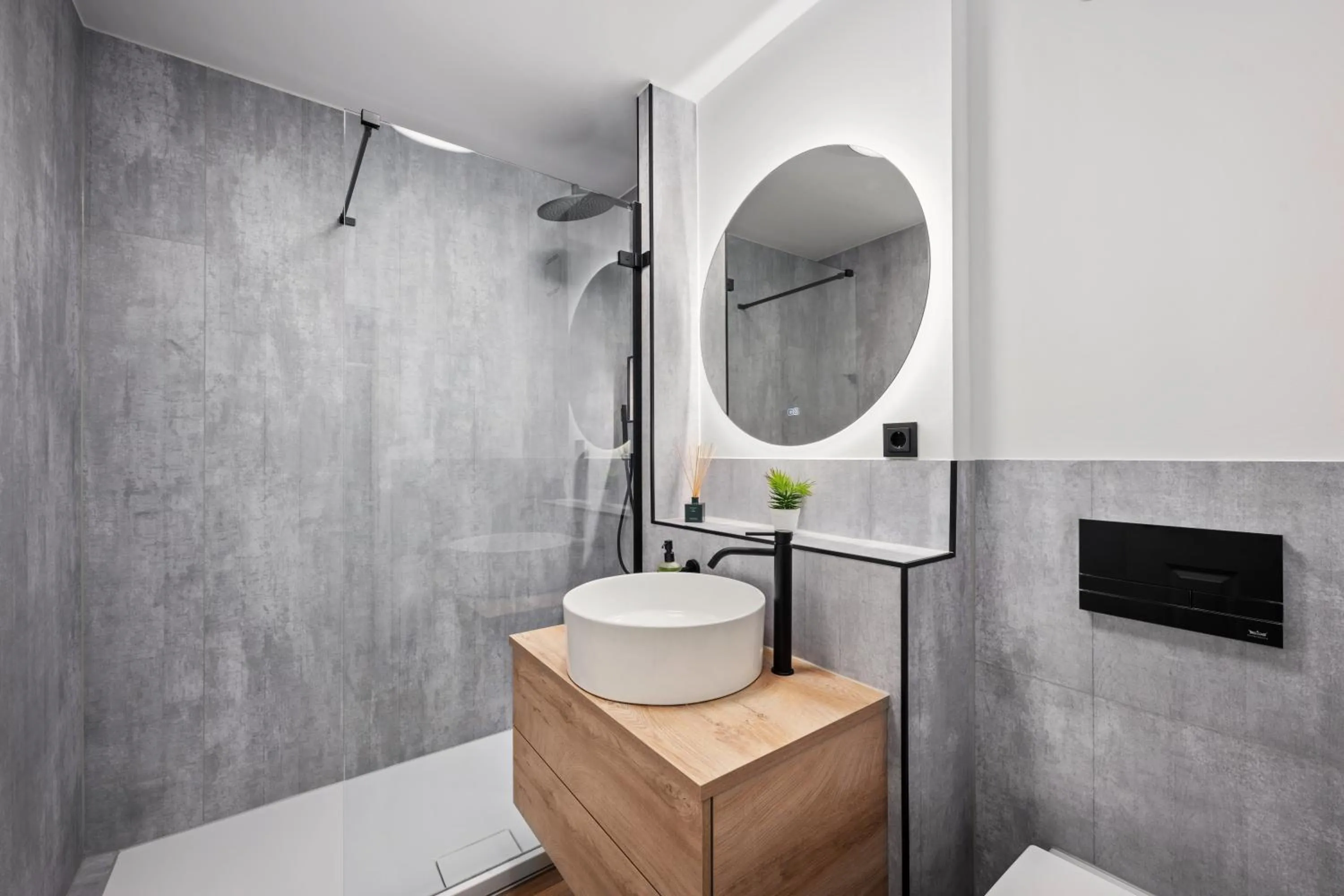 EDLER WOHNRAUM Noble Stadtoase mit Boxspringbett, Kaffeevollautomat, Lift & Parkplatz
