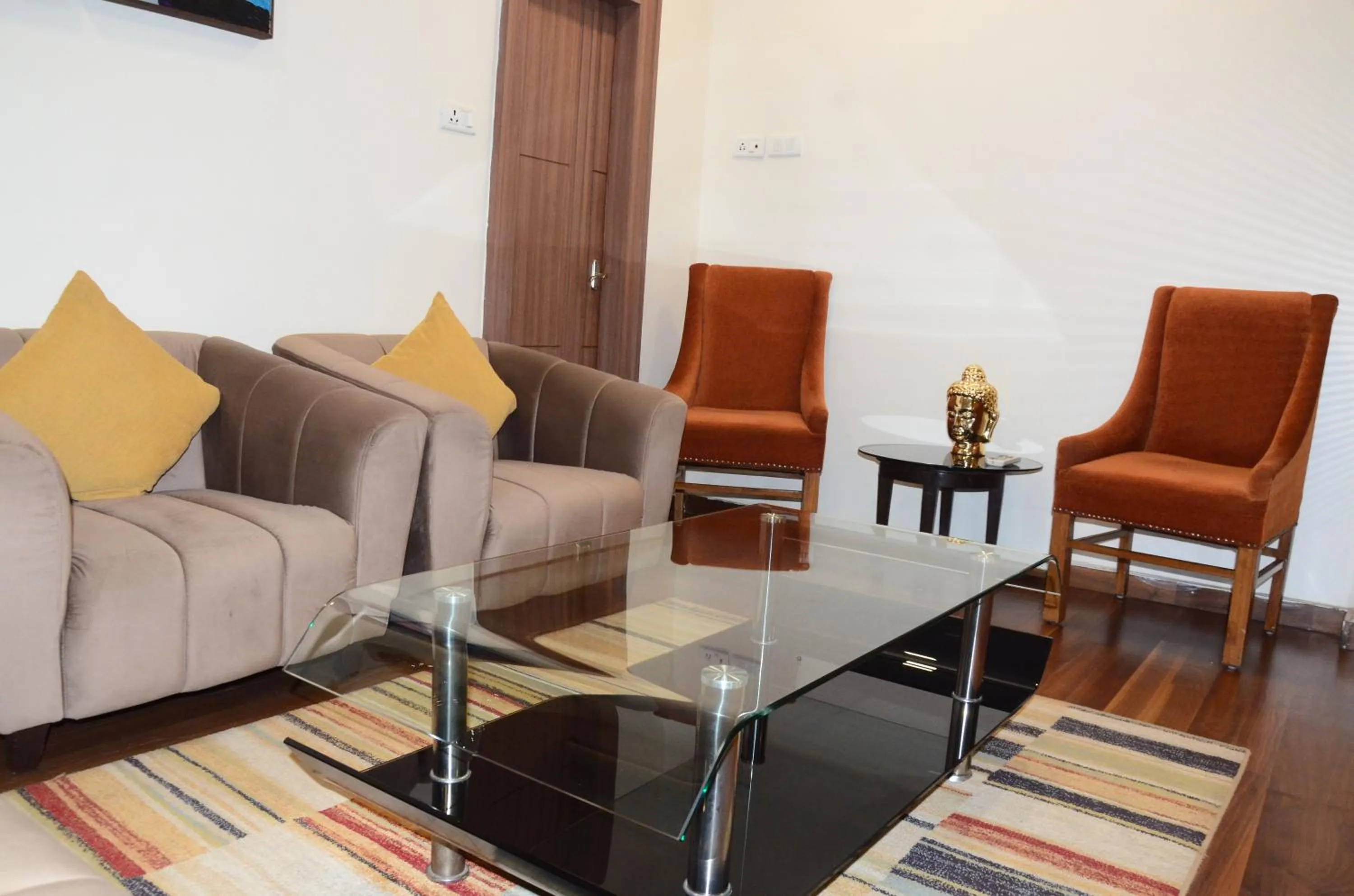 Business facilities in CRYTSAL RESIDENCY