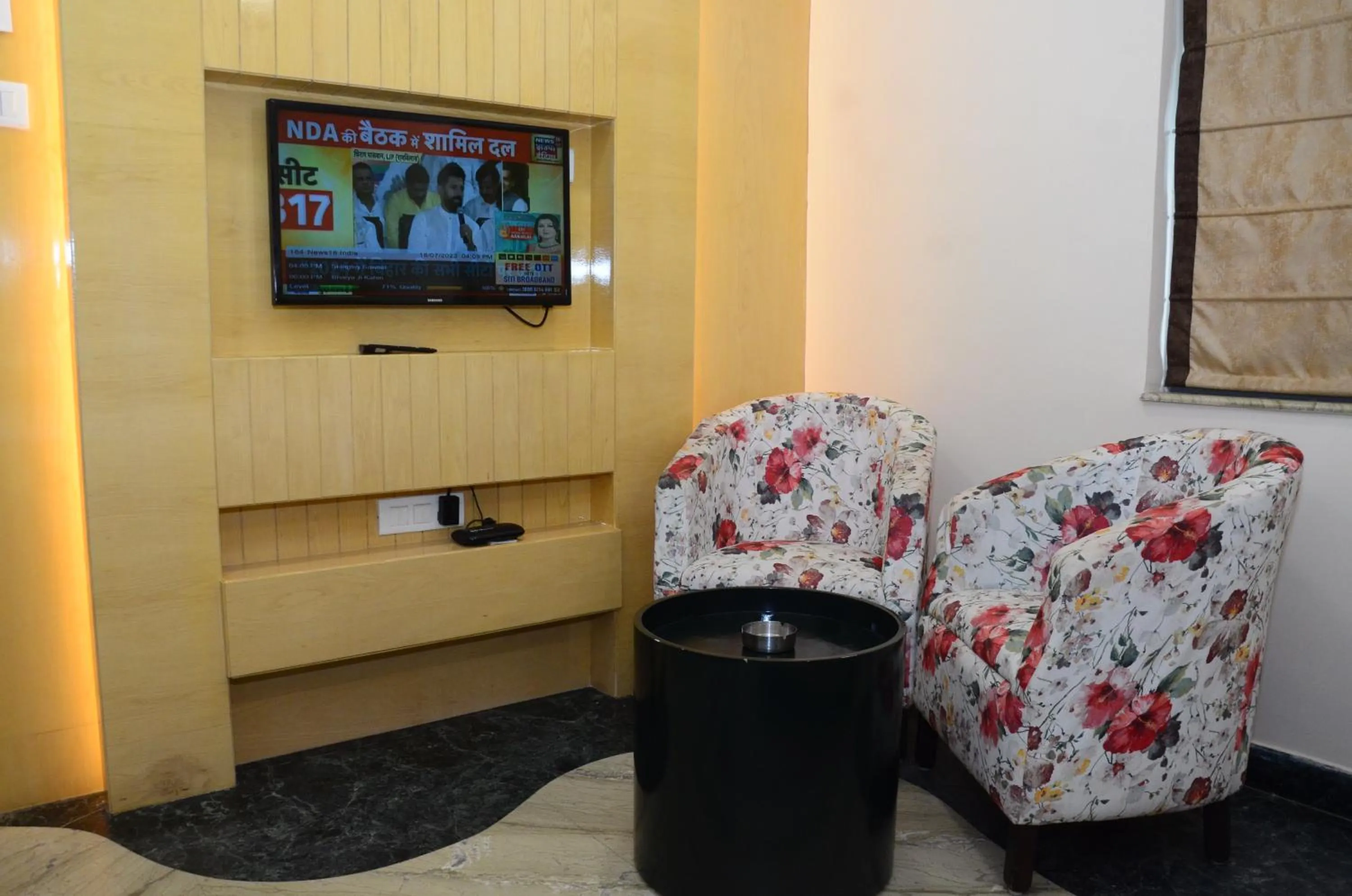 Communal lounge/ TV room in CRYTSAL RESIDENCY