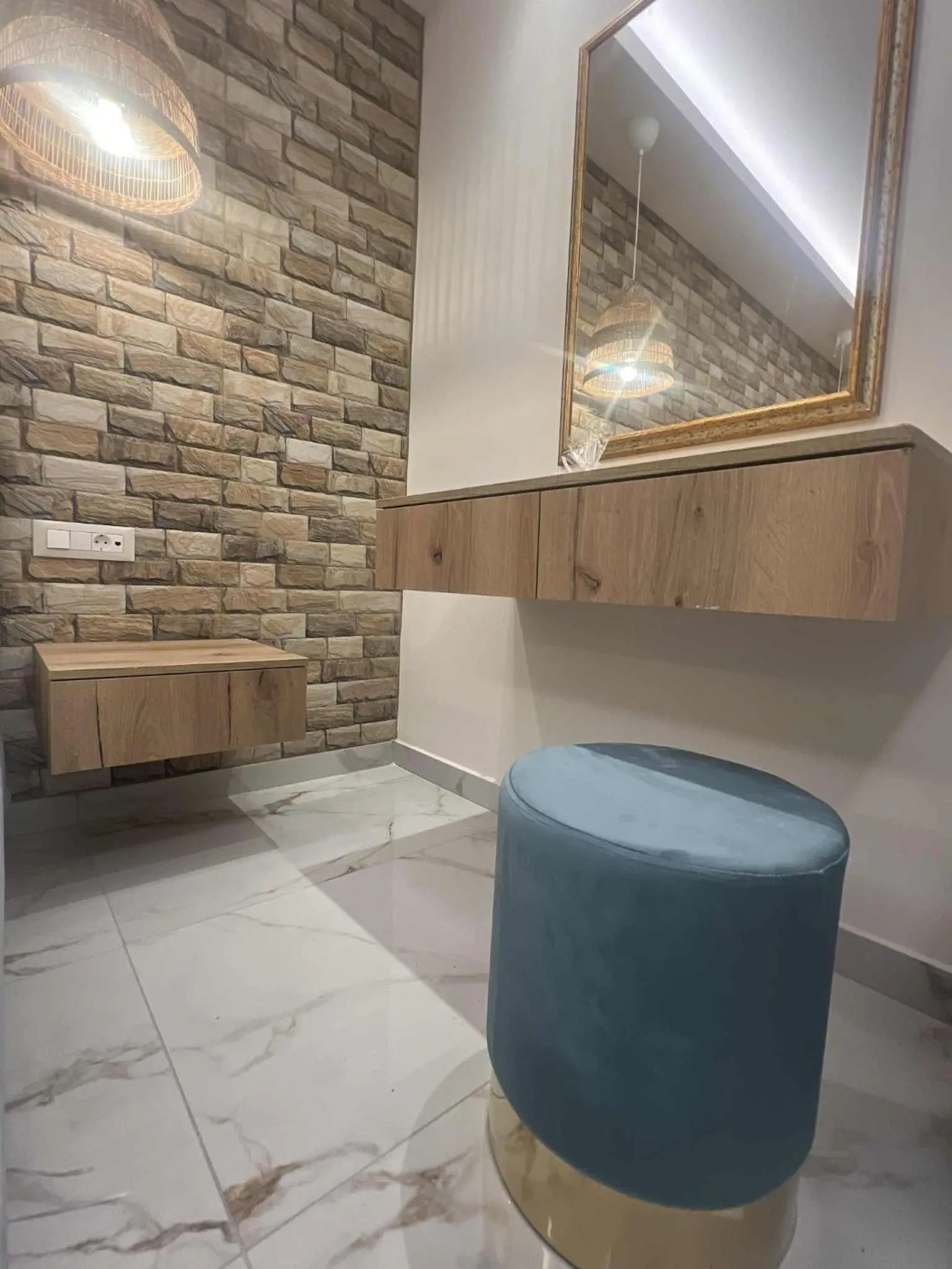 Dolphin Hotel Apartments