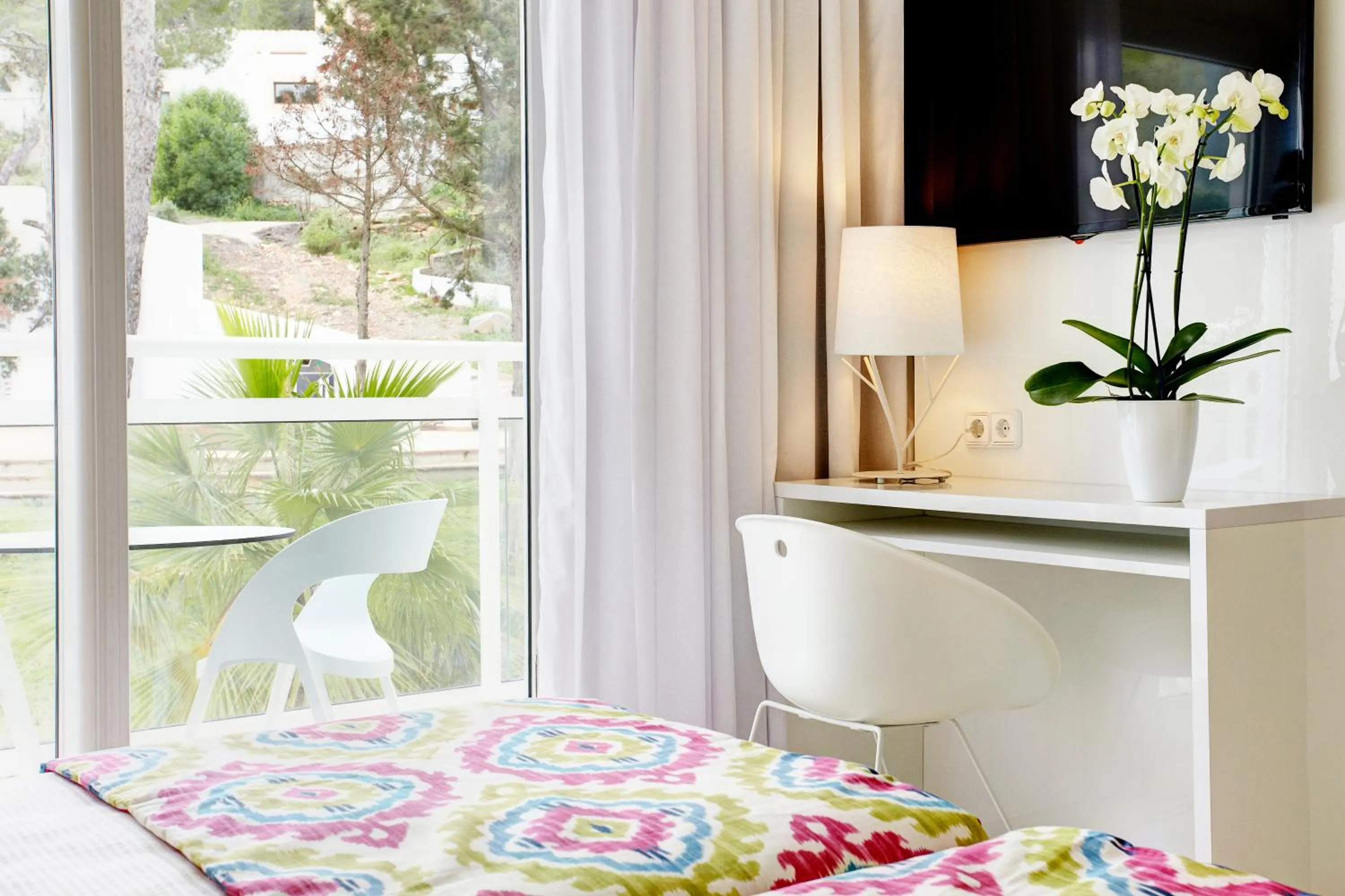 Bedroom, Bed in Grupotel Ibiza Beach Resort - Adults Only