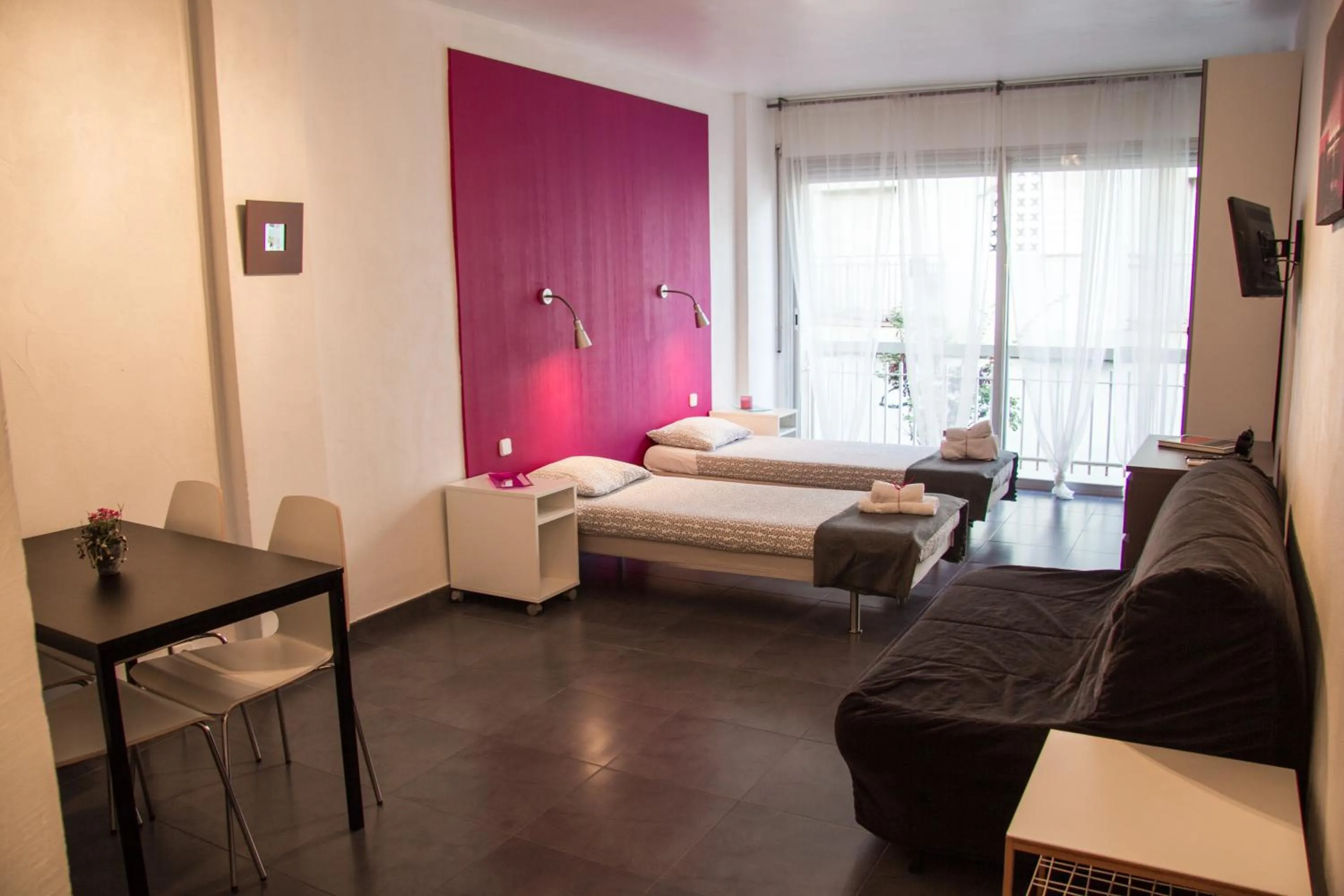 Day, Bed in Villa Sagrada