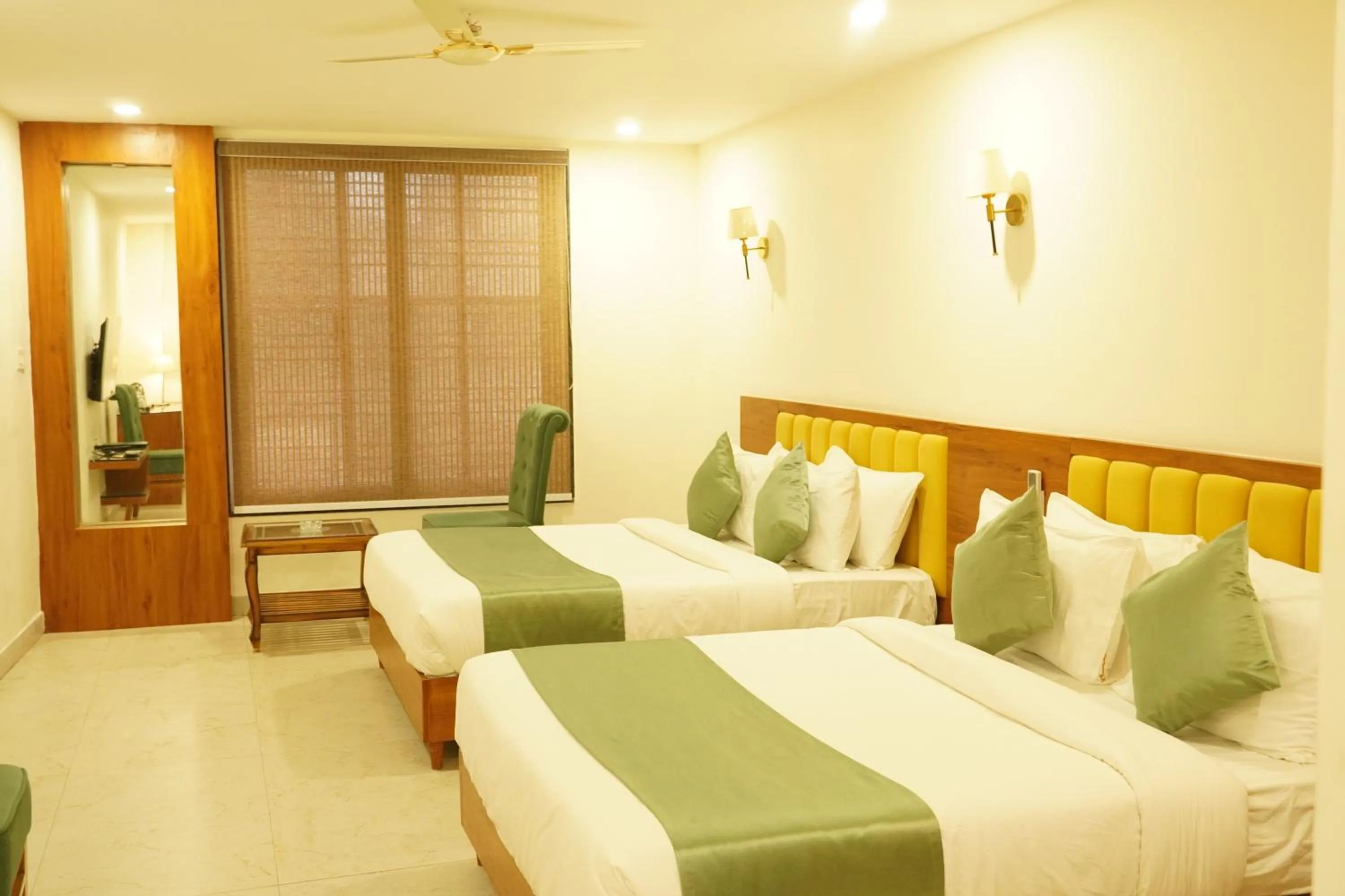 Bed in Hotel Heera Residency