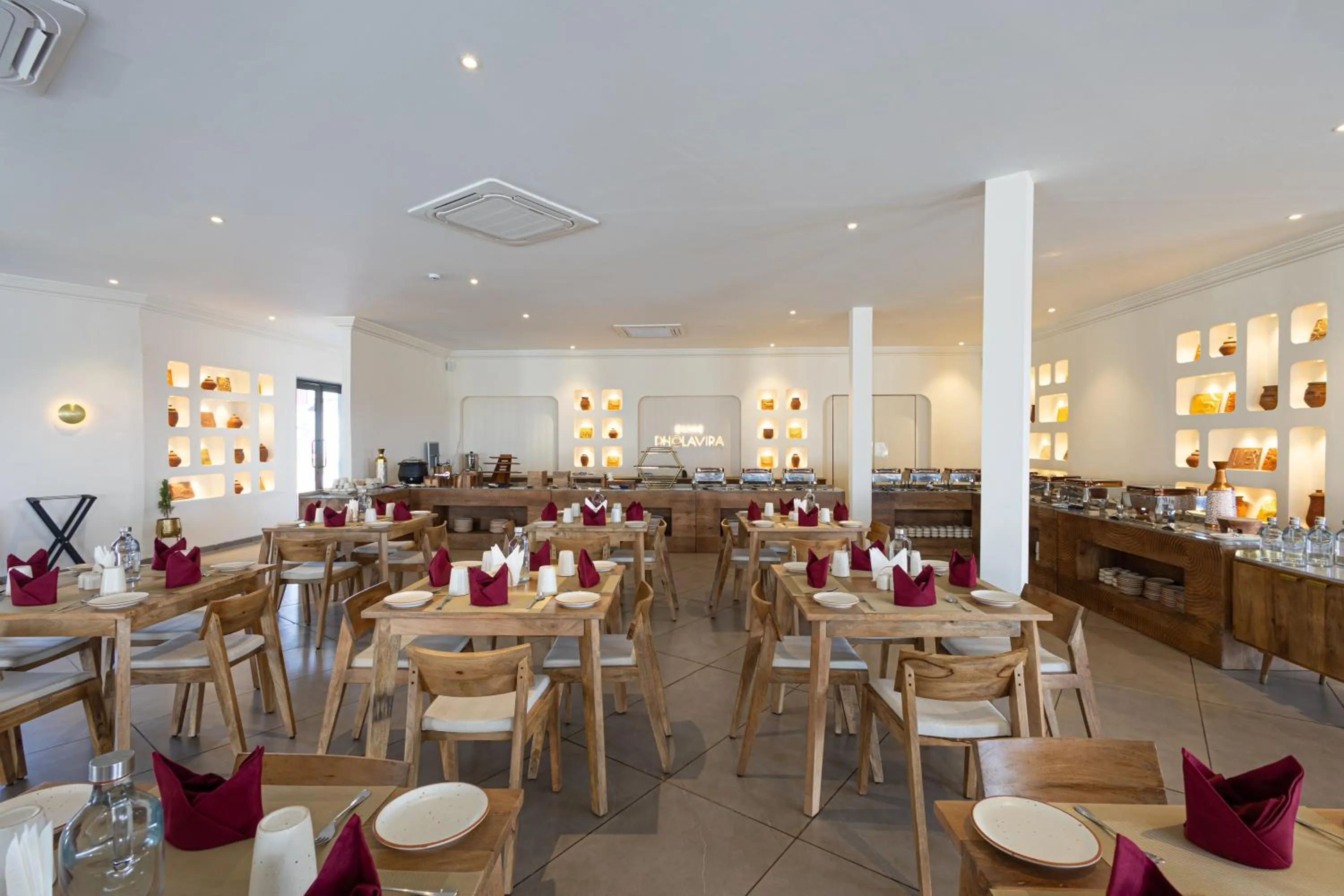 Banquet/Function facilities in Evoke Dholavira