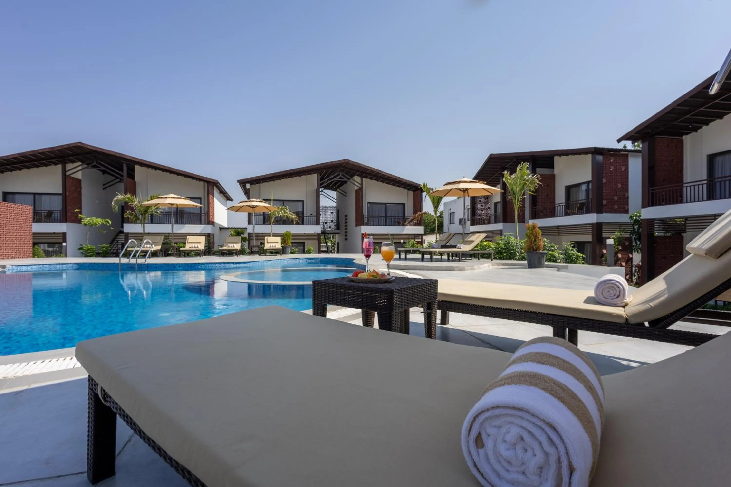 Pool view in Evoke Dholavira