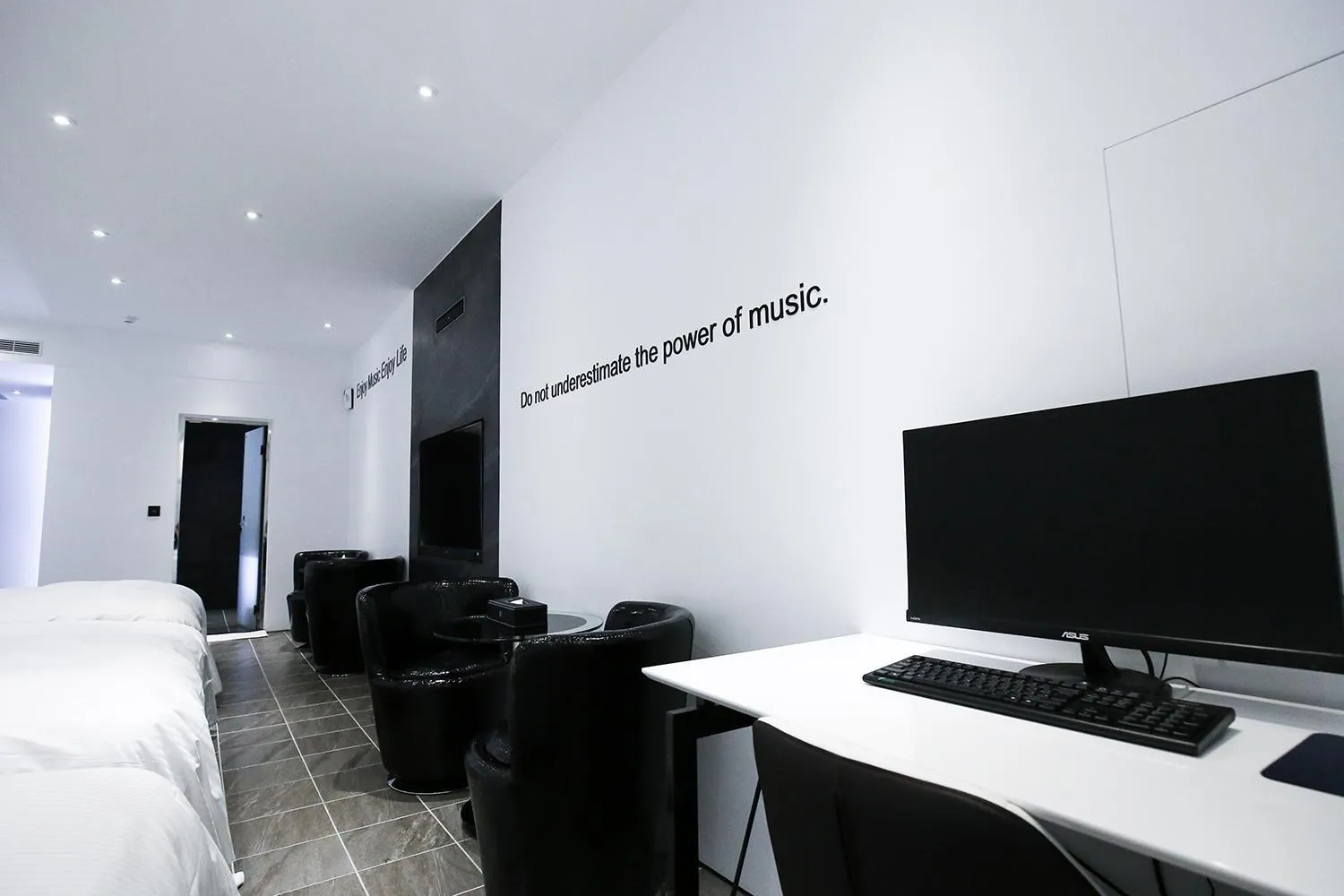 TV and multimedia, Bed in IF漫旅館 IF Motel