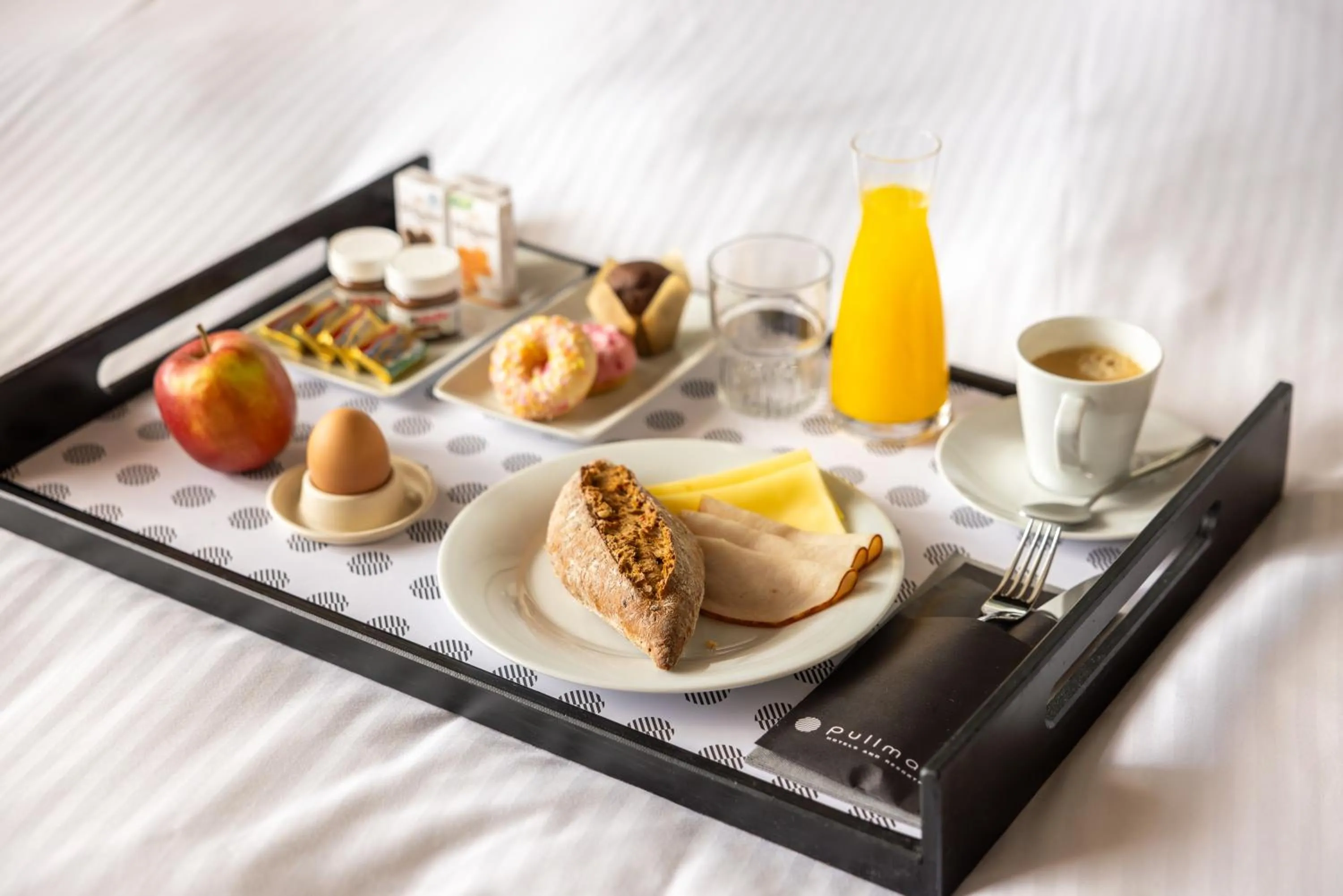 Restaurant/places to eat in Pullman Eindhoven Cocagne