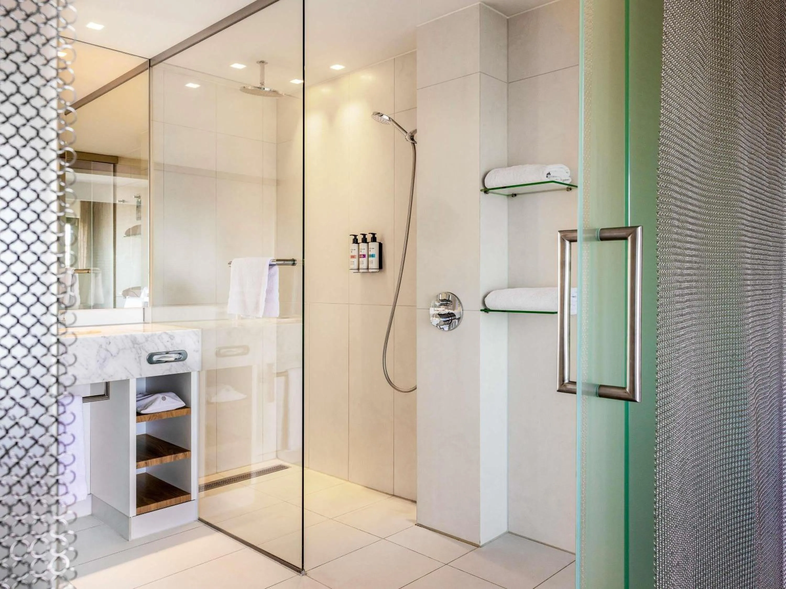 Bedroom in Pullman Eindhoven Cocagne